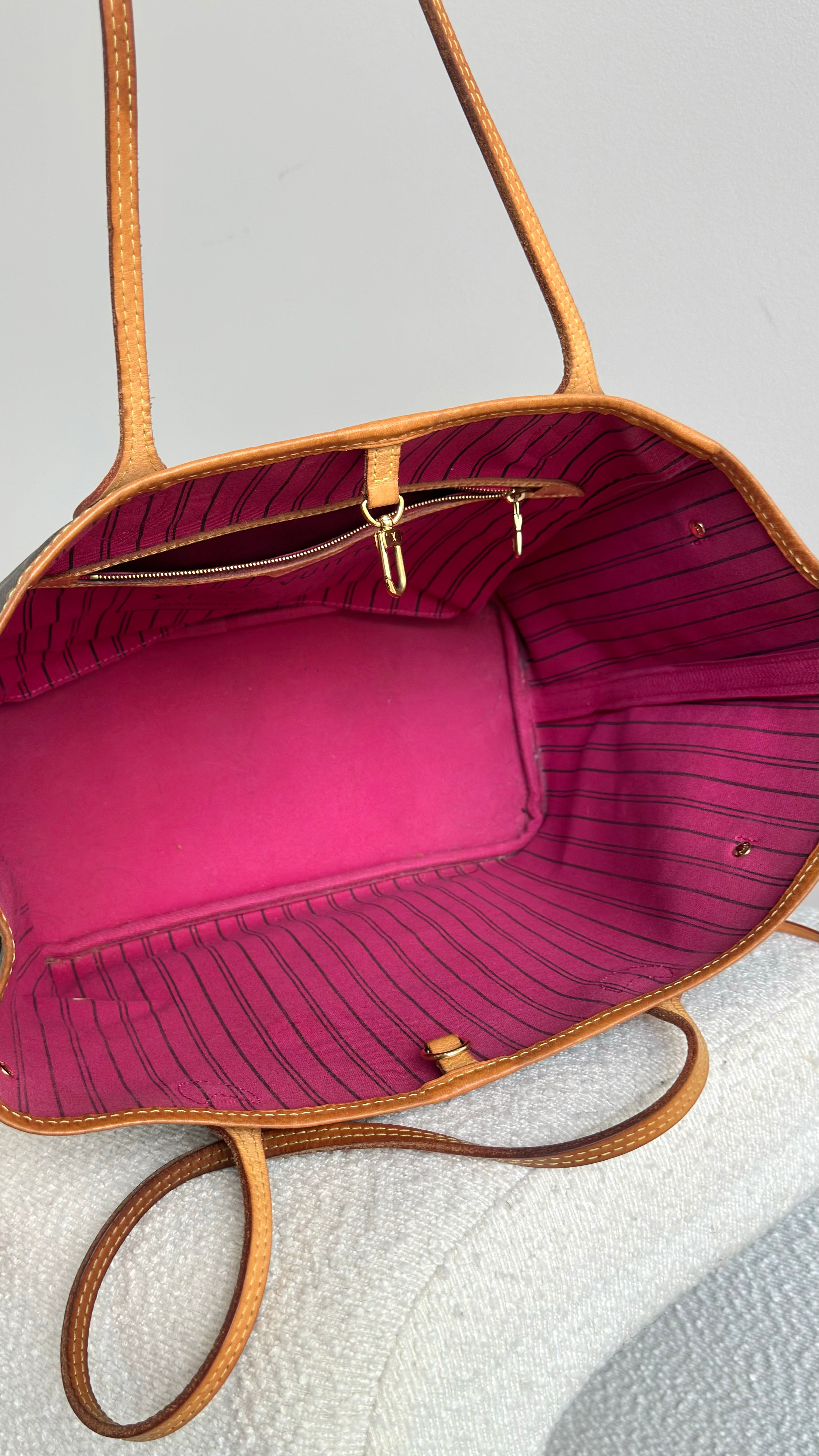 LOUIS VUITTON MONOGRAM NEVERFULL MM IN BROWN