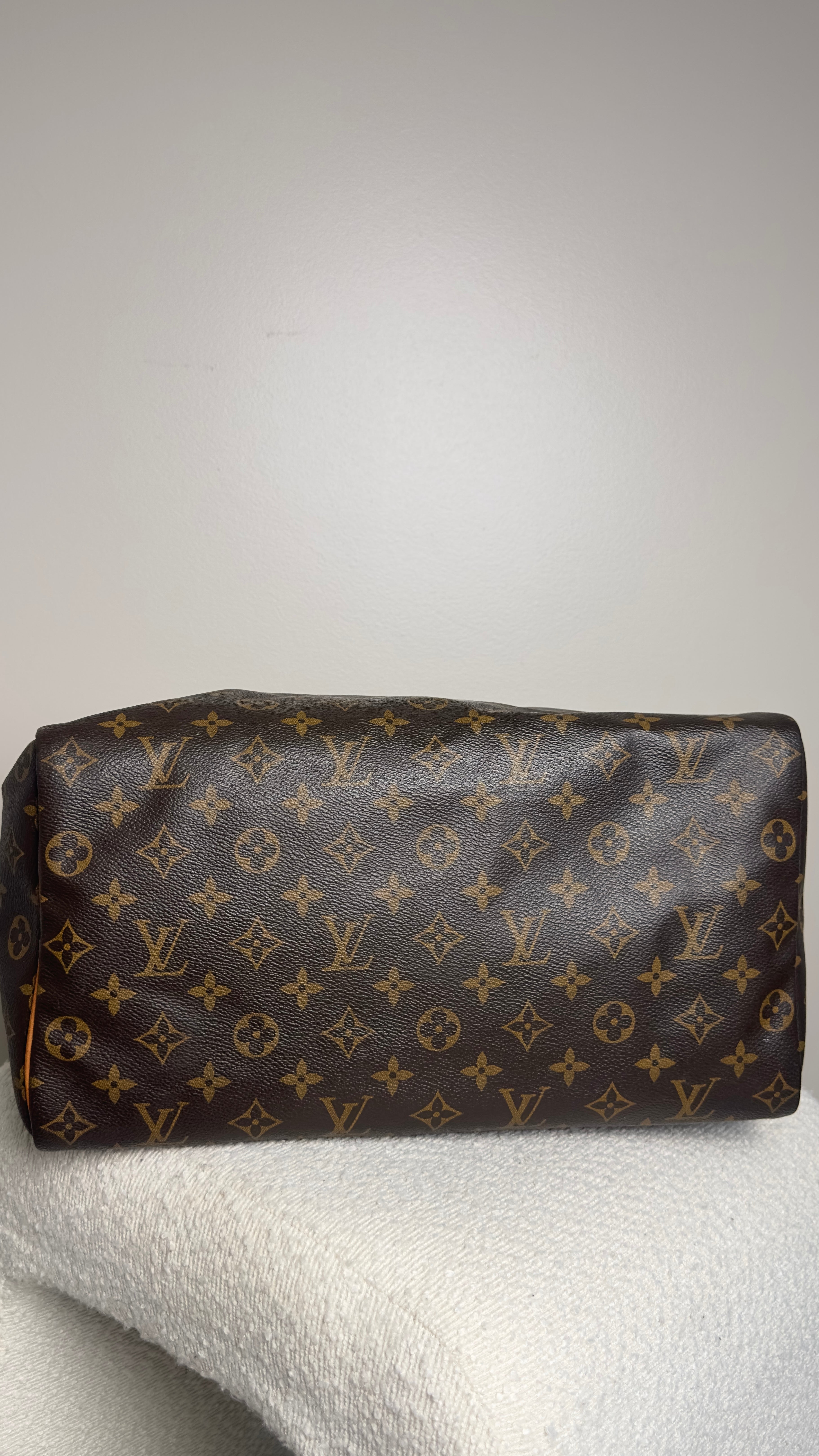 LOUIS VUITON MONOGRAM SPEEDY 35 IN BROWN