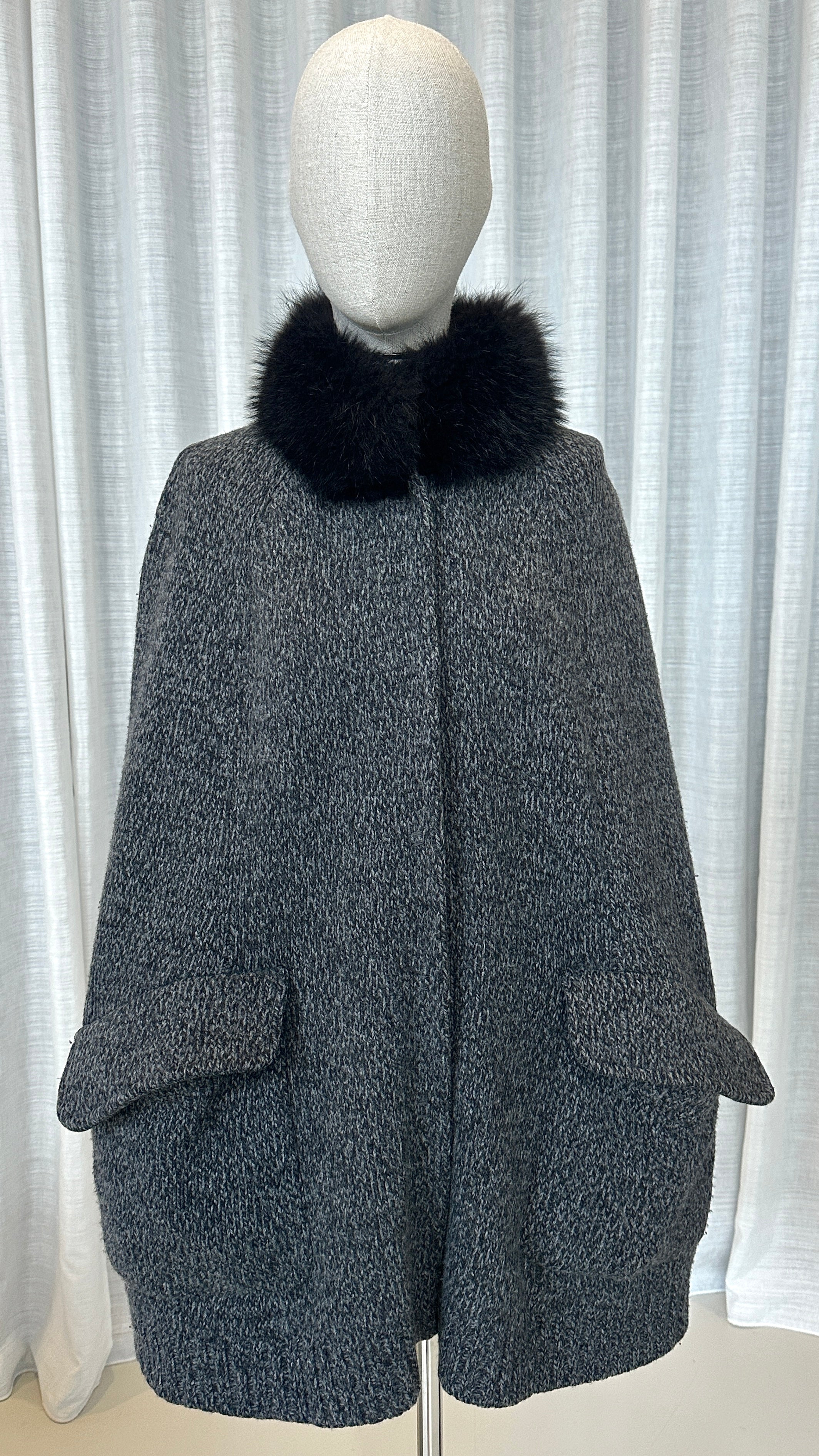 PRADA PONCHO IN GREY