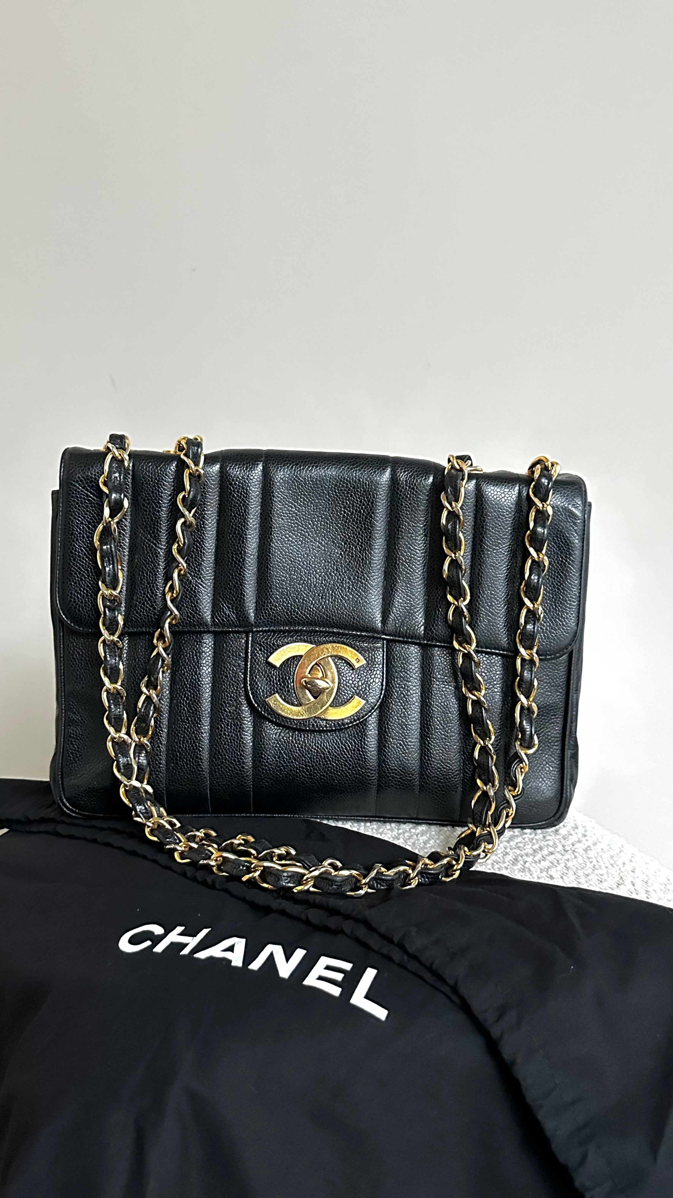 CHANEL MAXI FLAP BAG CAVIAR LEATHER IN BLACK