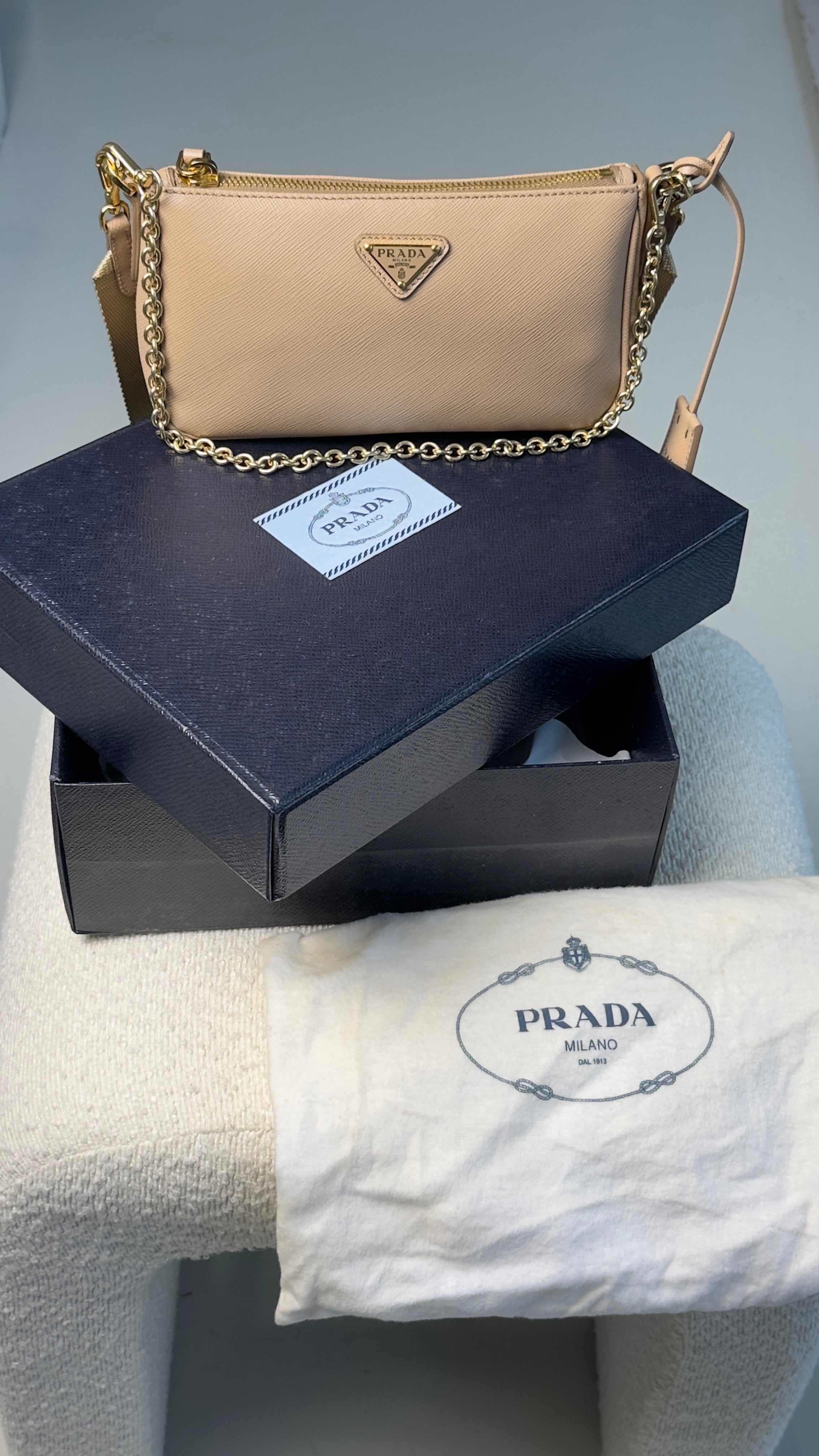 PRADA SAFFIANO LUX LEATHER RE-EDITION 2000 BAG IN BEIGE