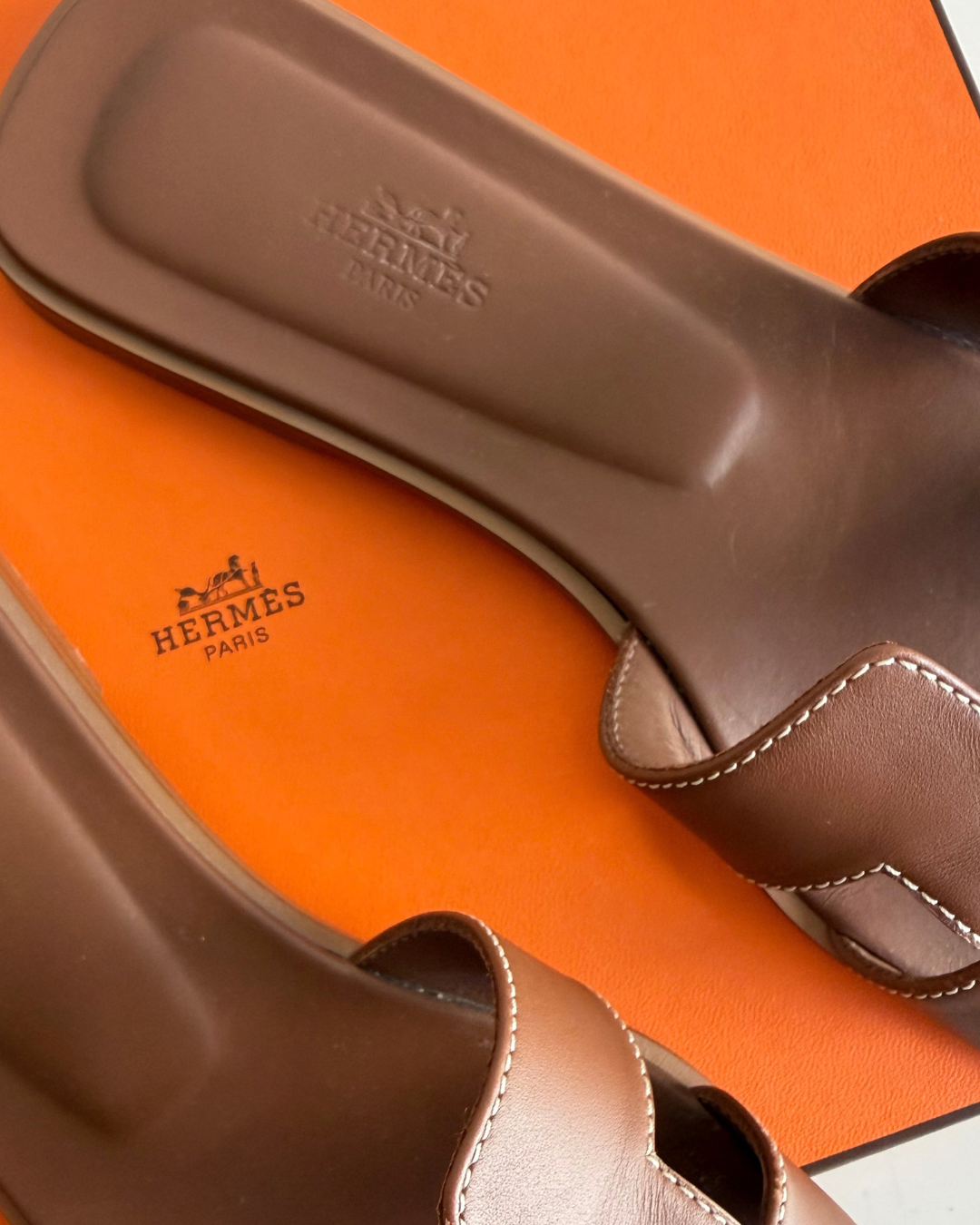 Hermes Oran sandal in Camel - full set new condition