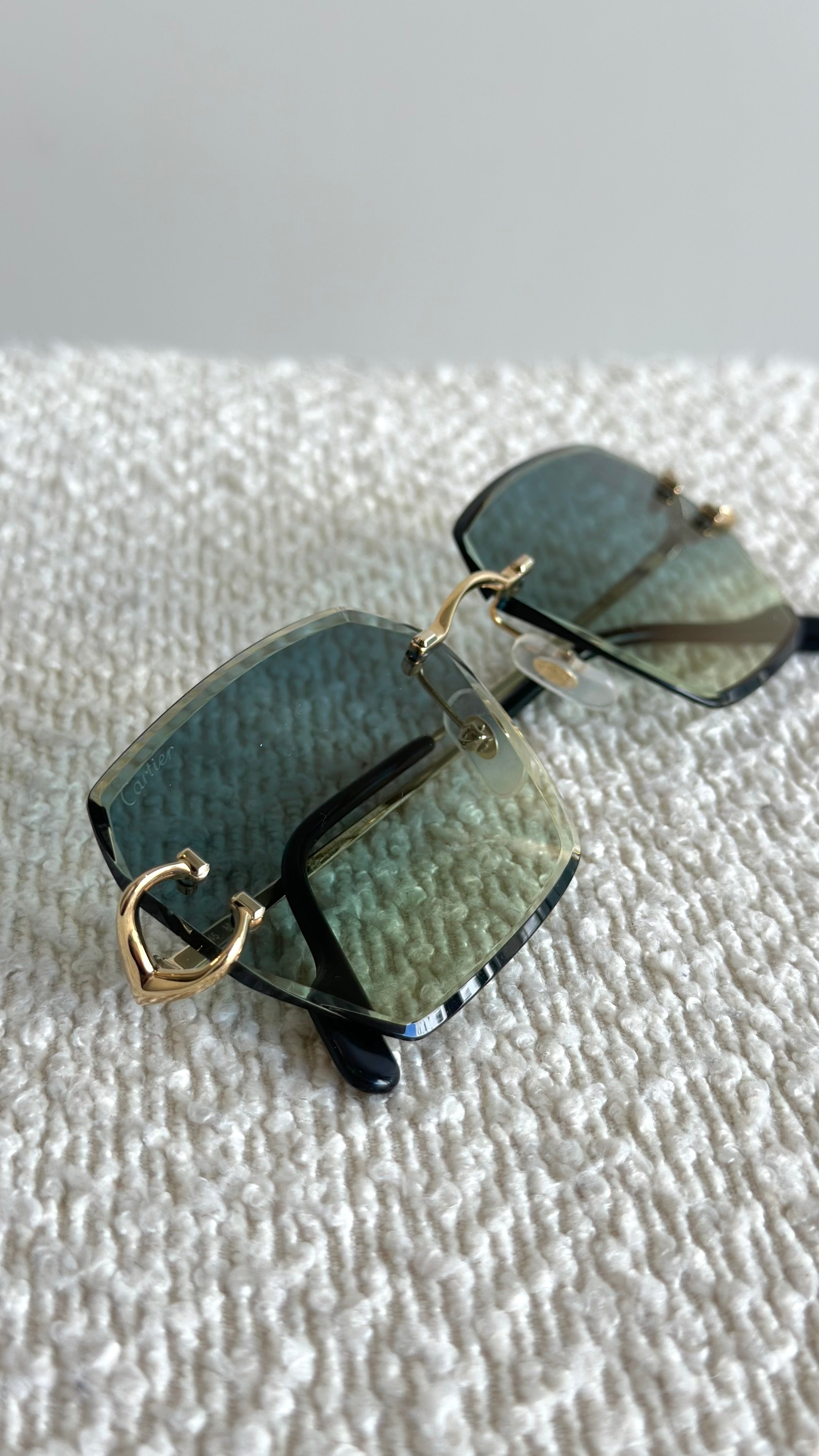 CARTIER SUNGLASSES SIGNATURE C IN GOLD