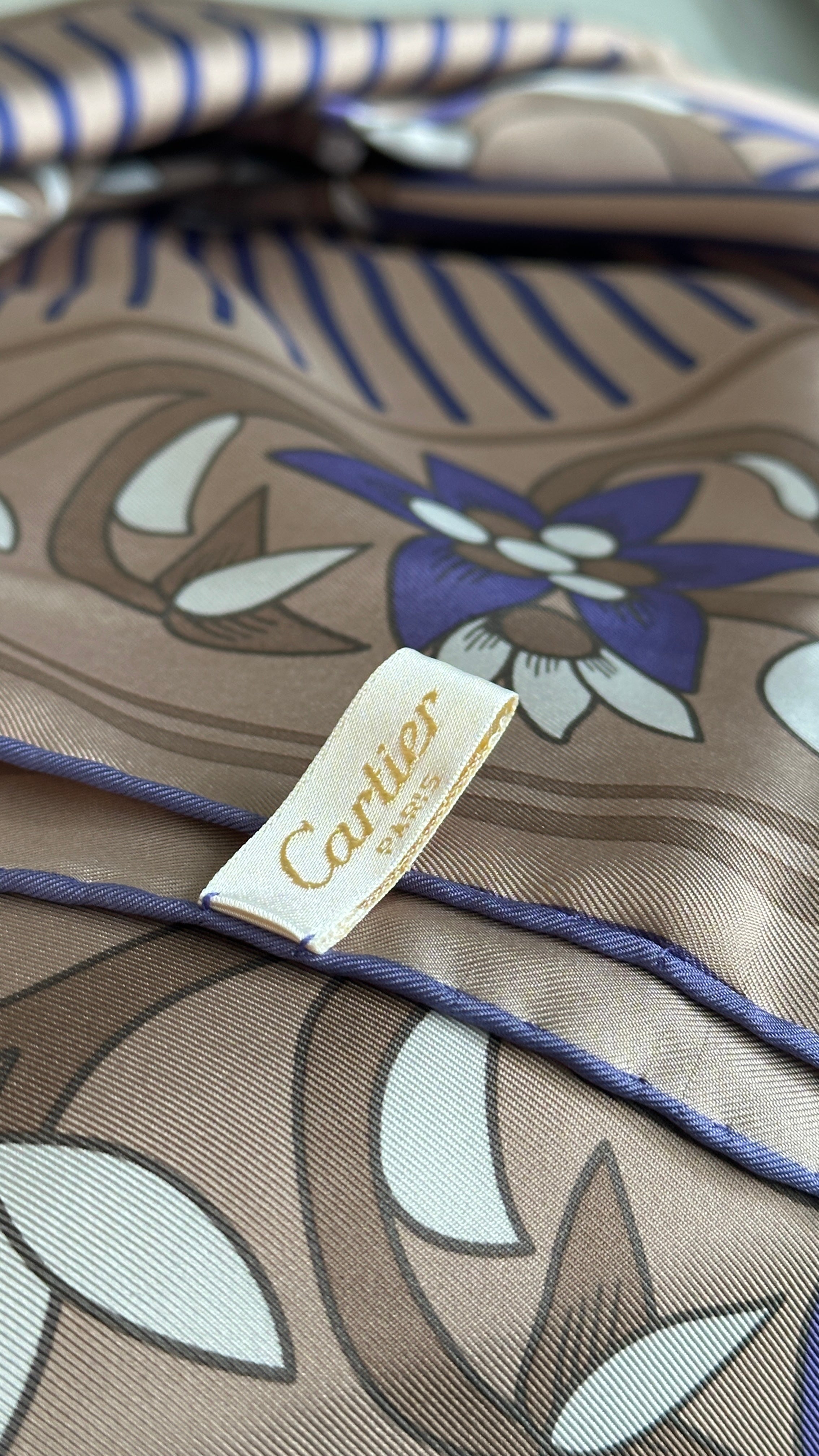 CARTIER SCARF IN PURPLE
