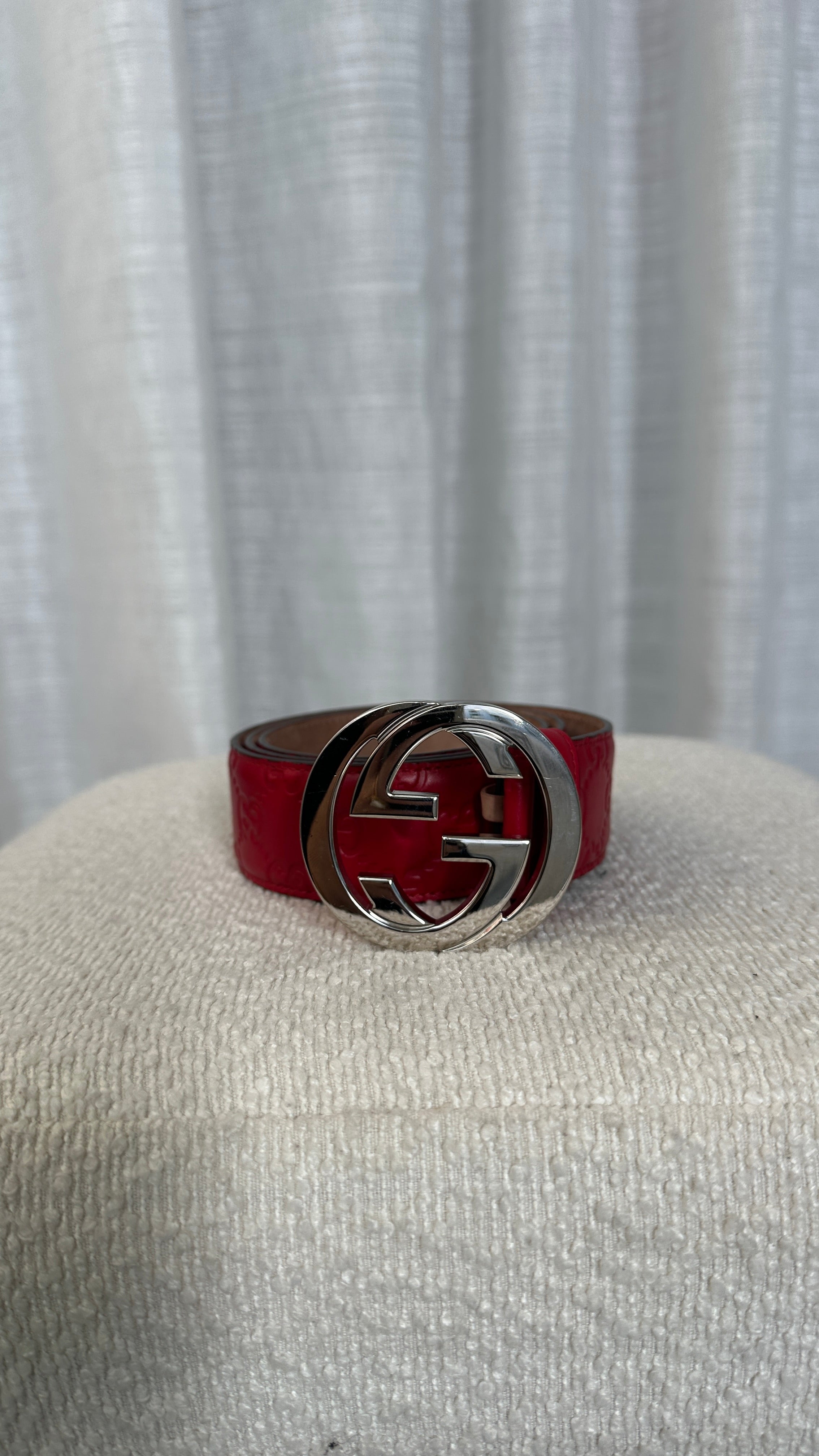 GUCCI INTERLOCKING BUCKLE BELT - IN RED