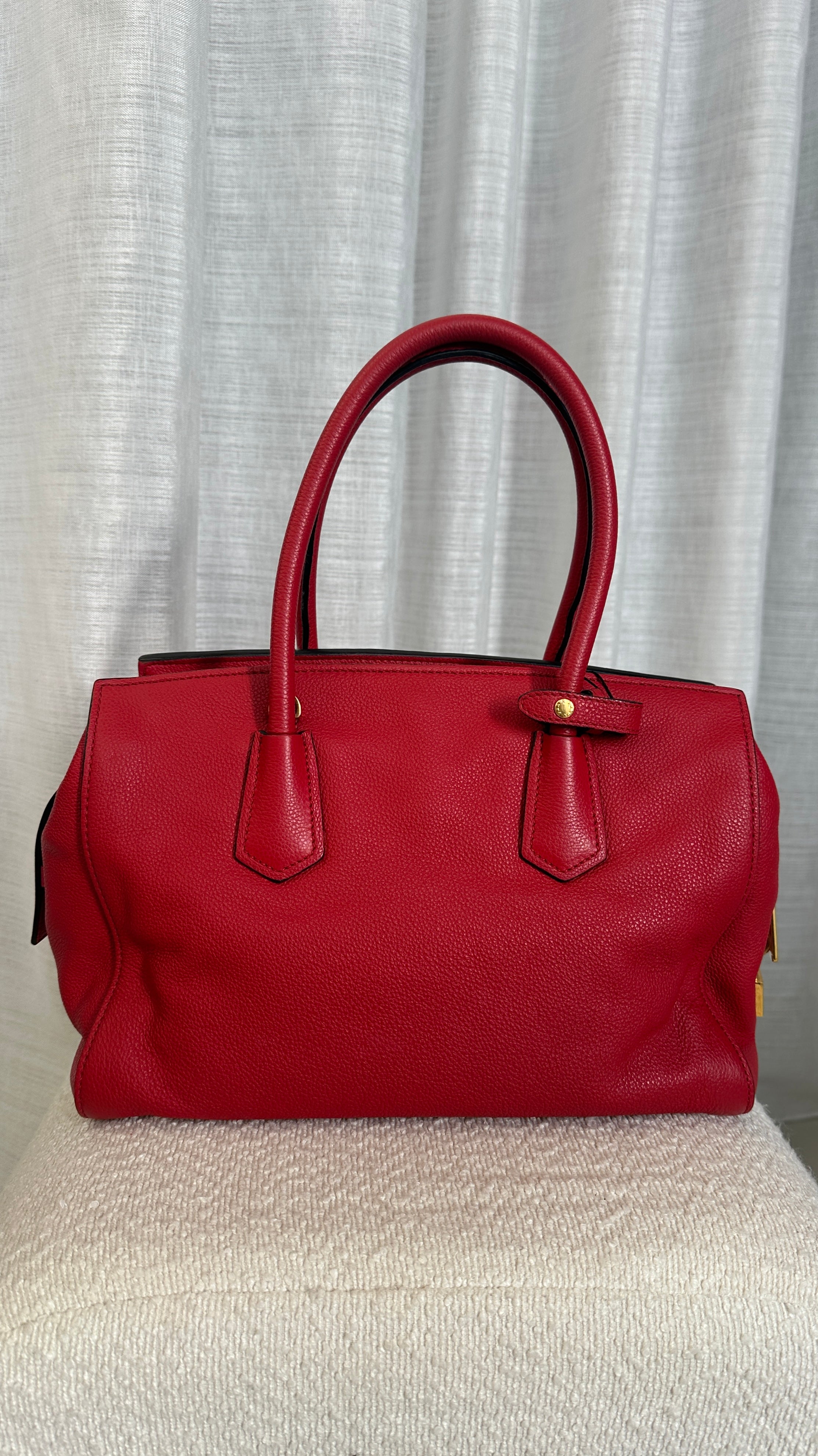 PRADA SAFFIANO VINTAGE TOTE BAG - IN RED