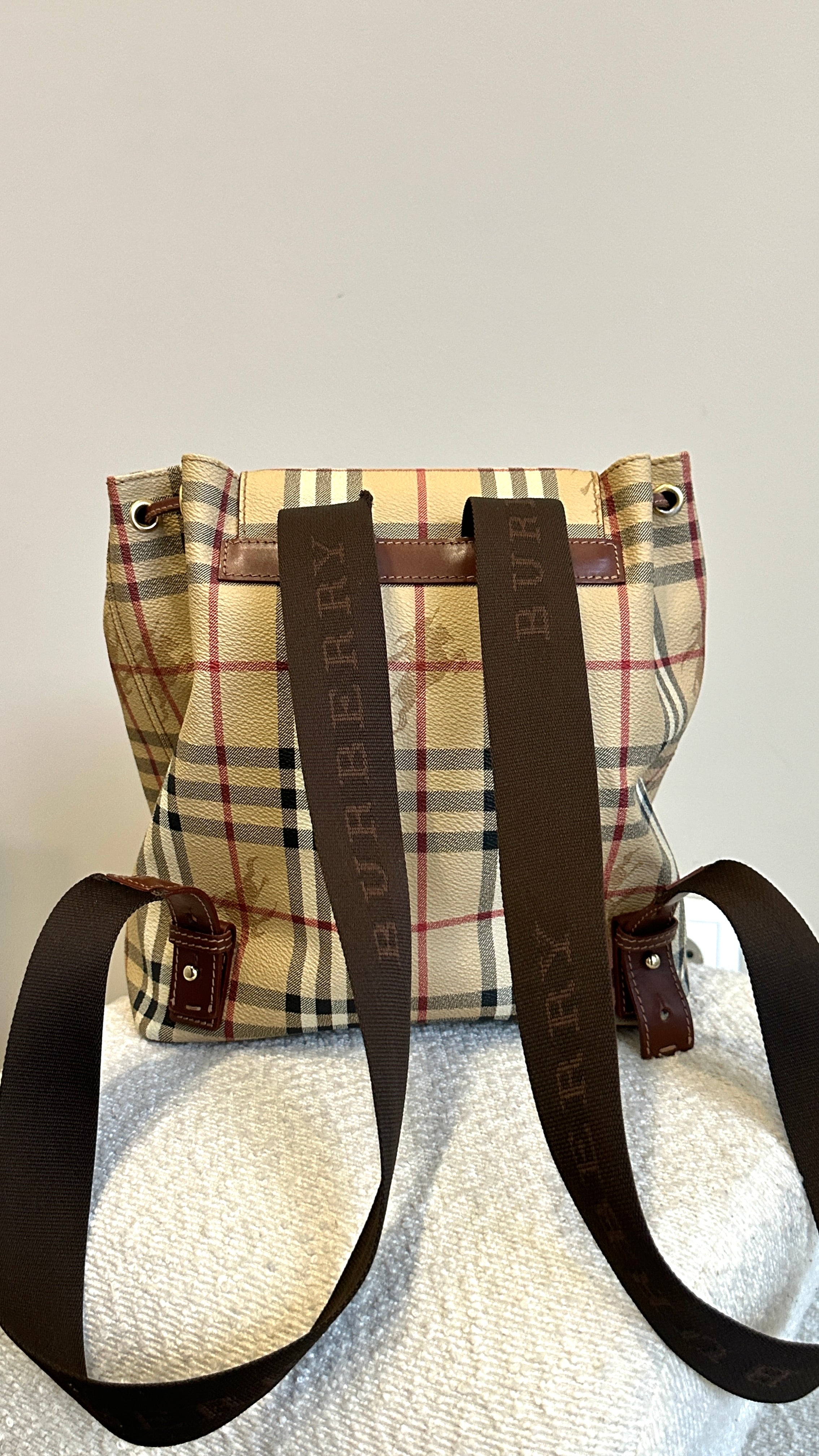 BURBERRY VINTAGE NOVA CHECK BACKPACK IN BEIGE