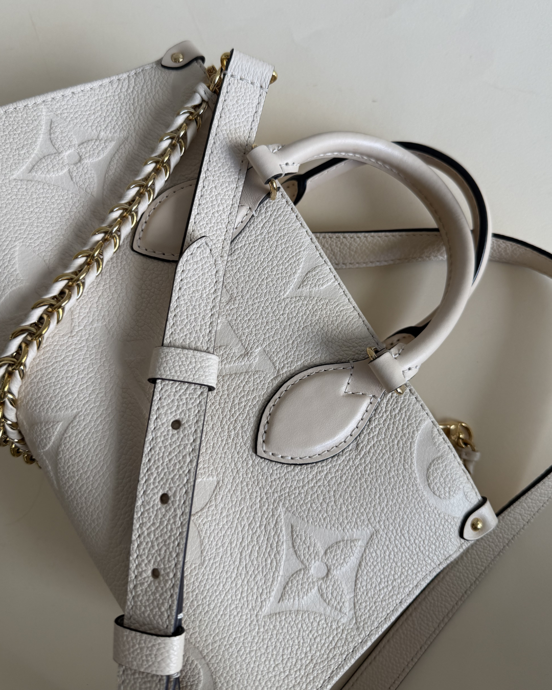 Louis Vuitton Onthego East West - New Condition