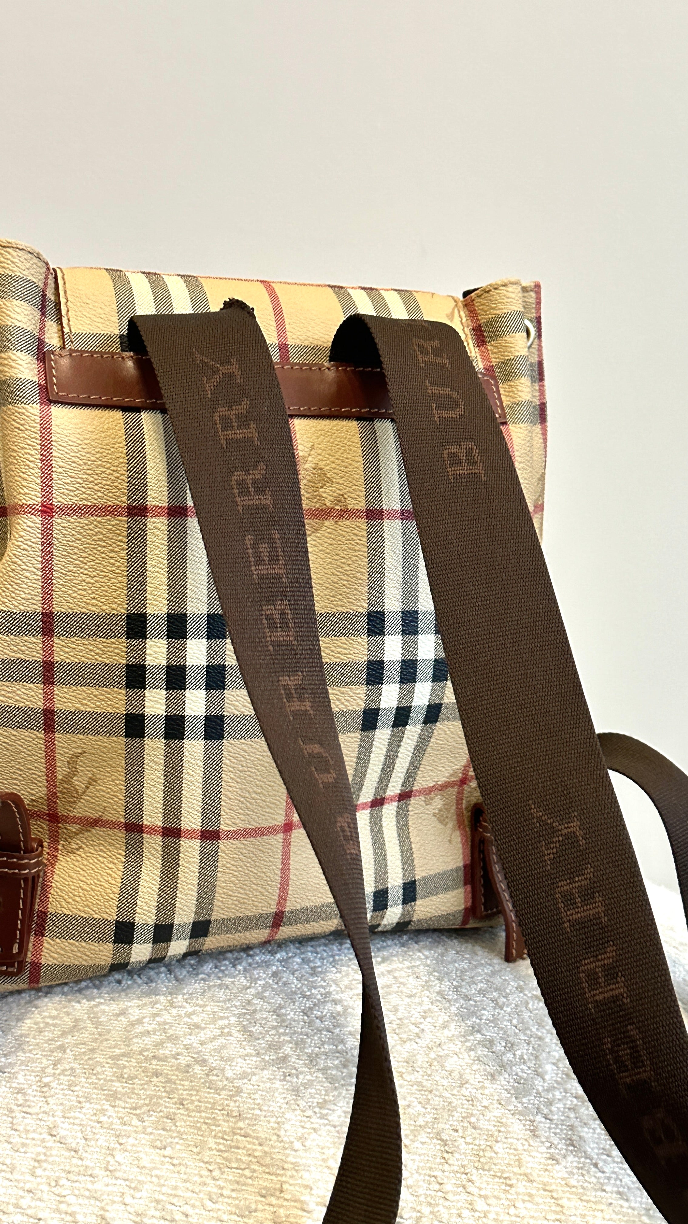 BURBERRY VINTAGE NOVA CHECK BACKPACK IN BEIGE