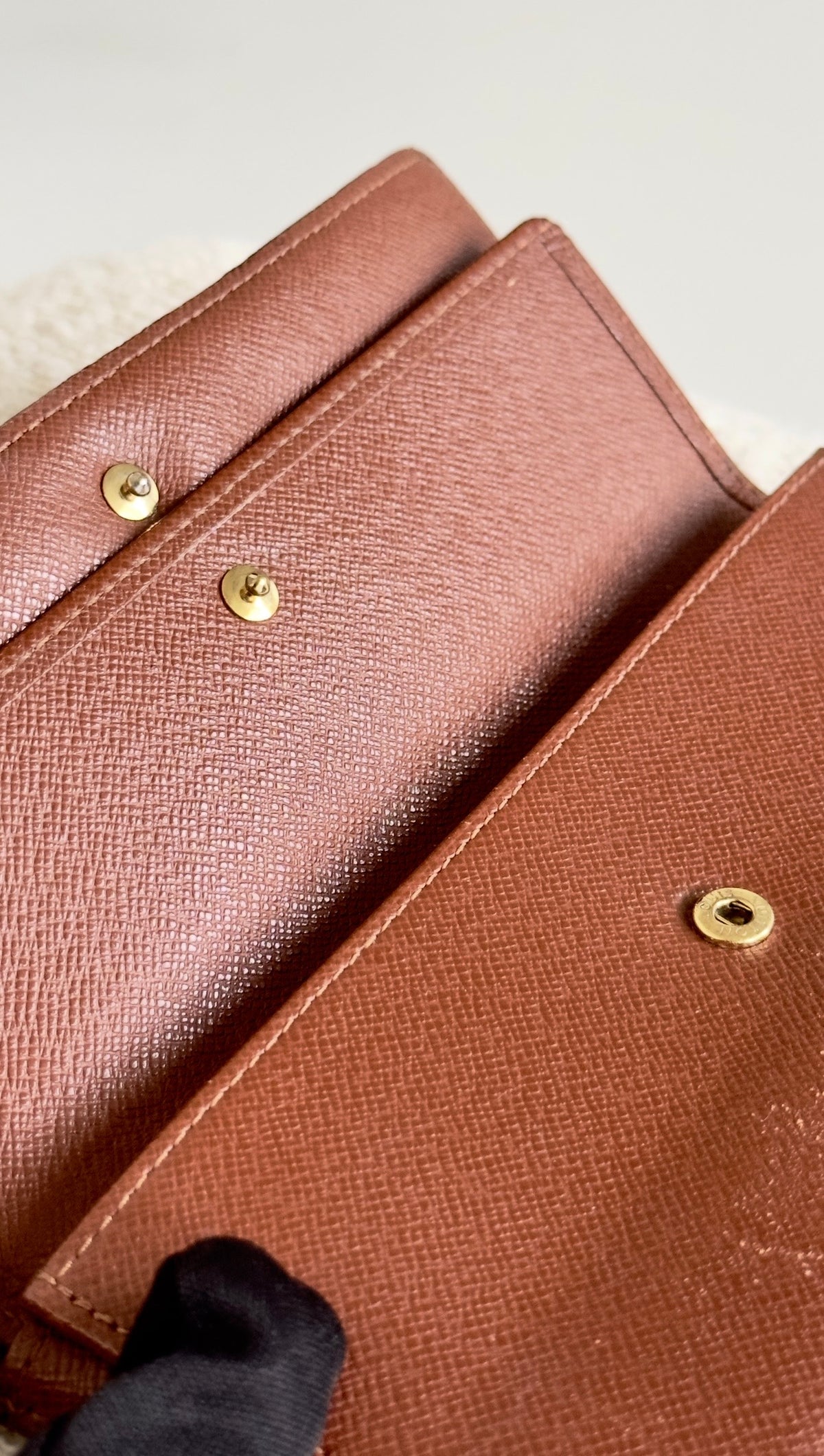 CARTEIRA VINTAGE LOUIS VUITTON MONOGRAM EM CASTANHO