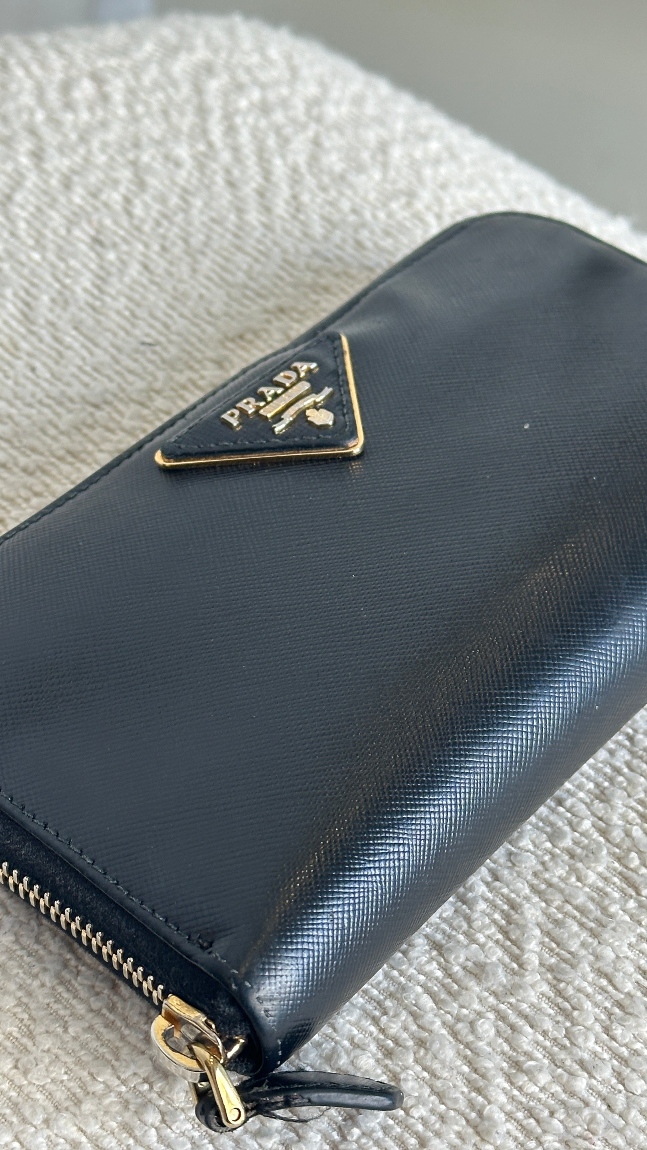 PRADA SAFFIANO LEATHER WALLET IN BLACK