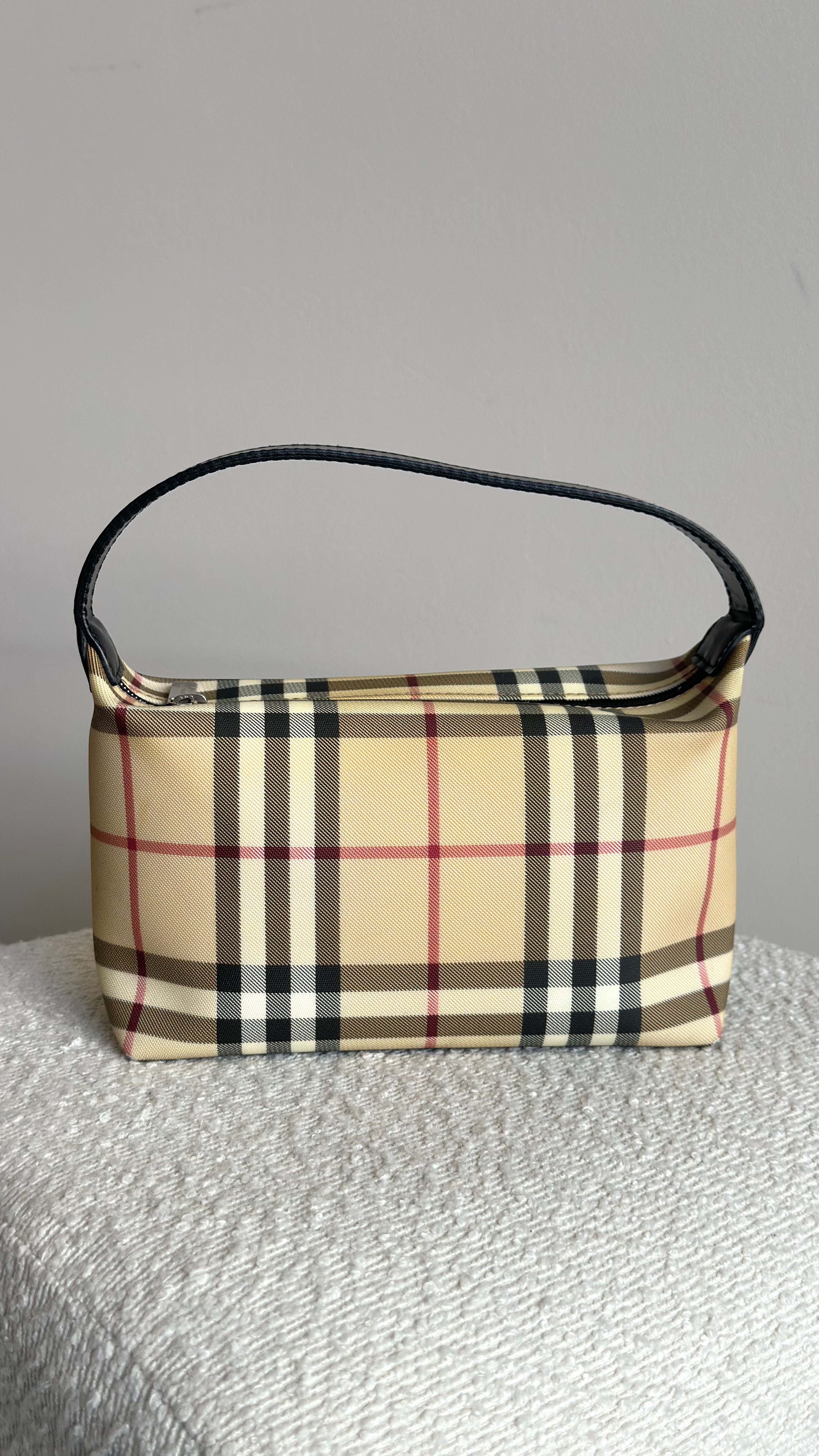 BURBERRY HOUSE CHECK COATED CANVAS HANDBAG IN BEIGE