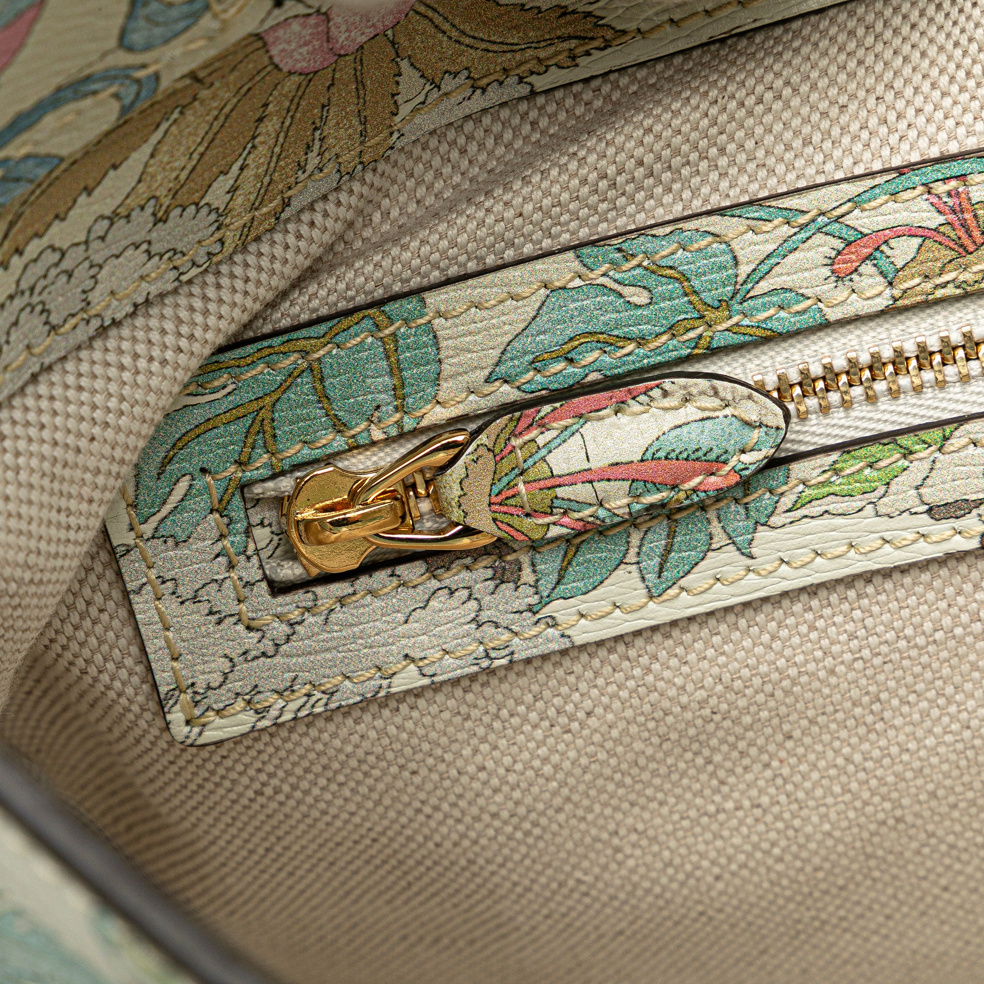 Gucci Yuko Higuchi Small Calfskin  Floral Print Jackie 1961 White