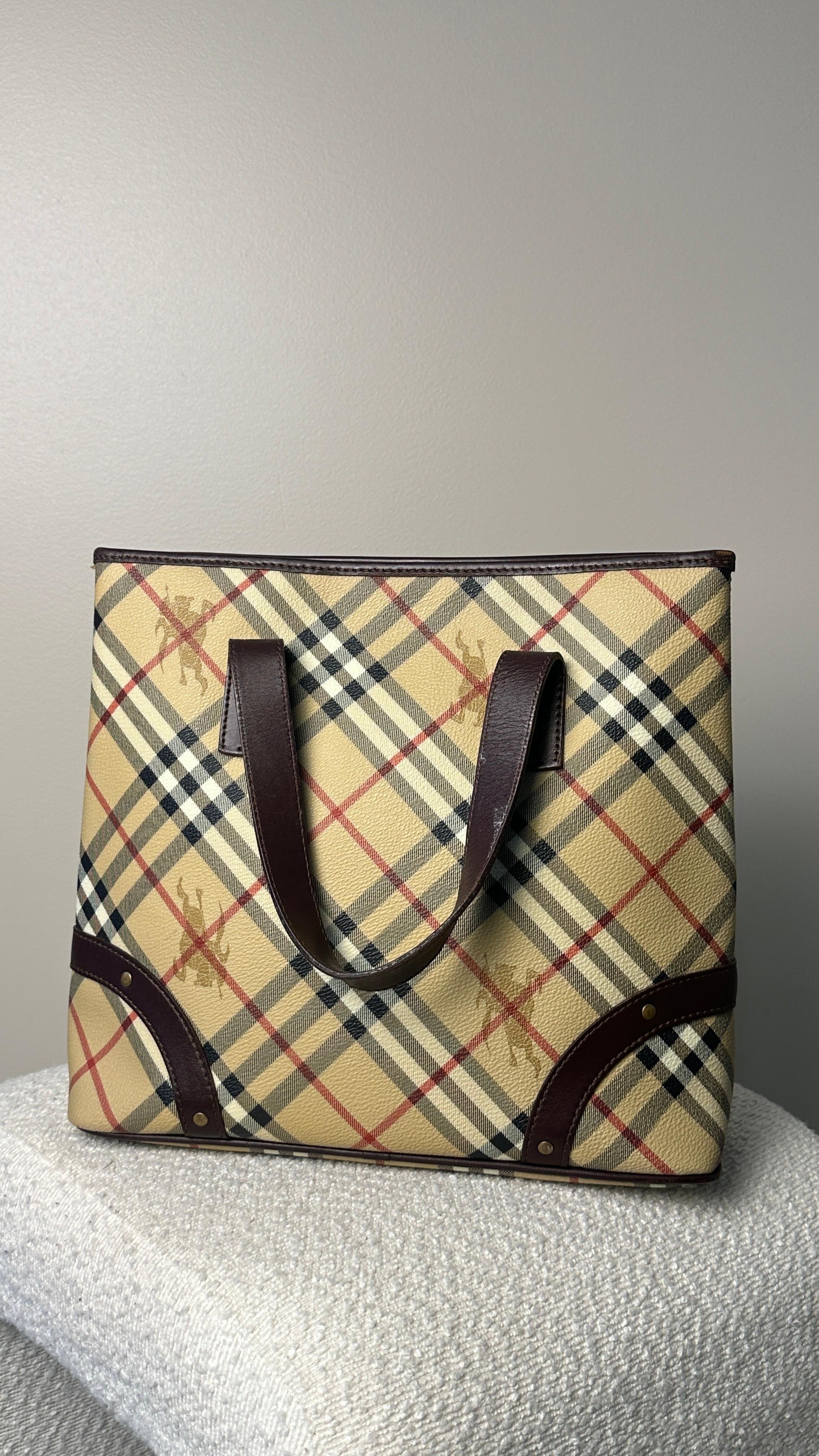 BURBERRY HEYMARKET CHECK TOTE BAG IN BROWN
