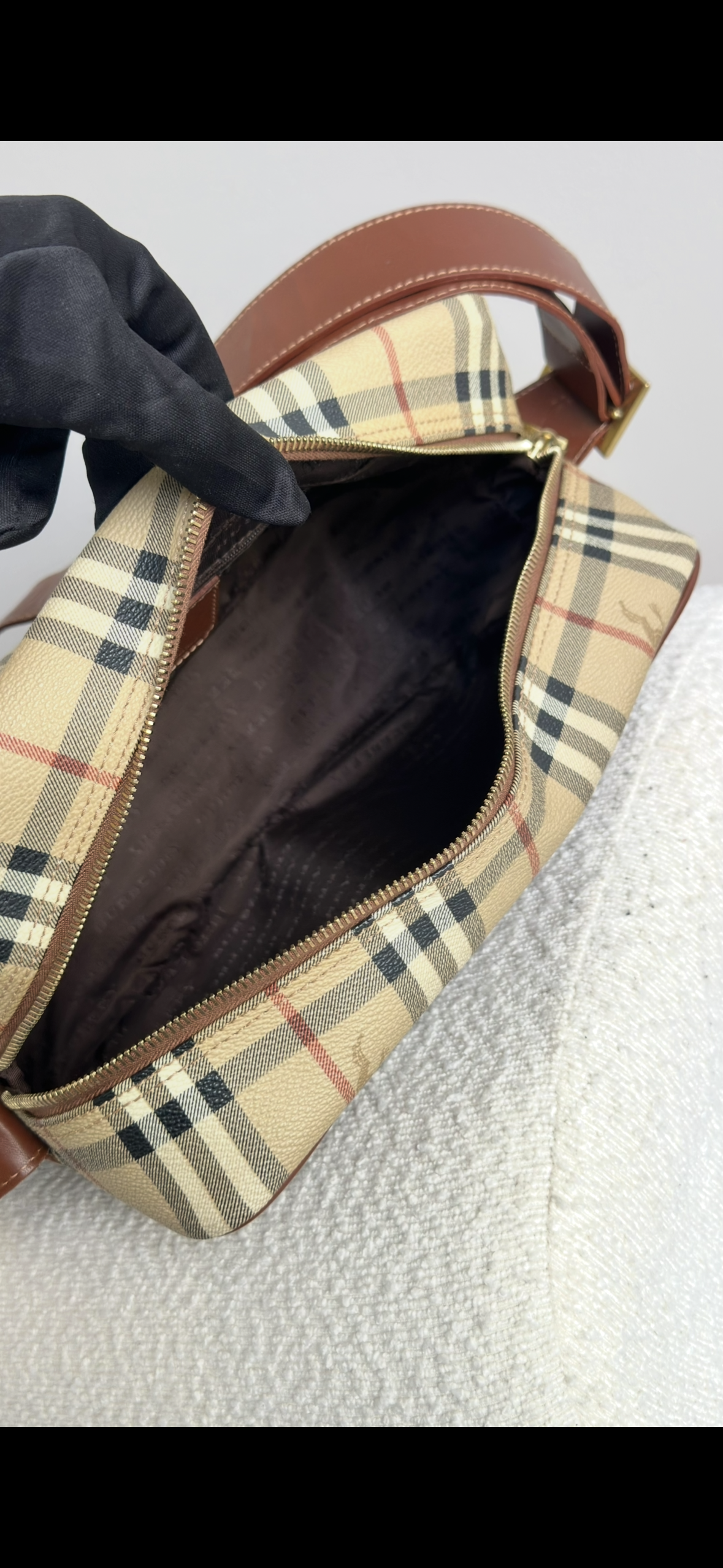 BURBERRY LARGE MESSANGER CANVAS BAG IN BEIGE