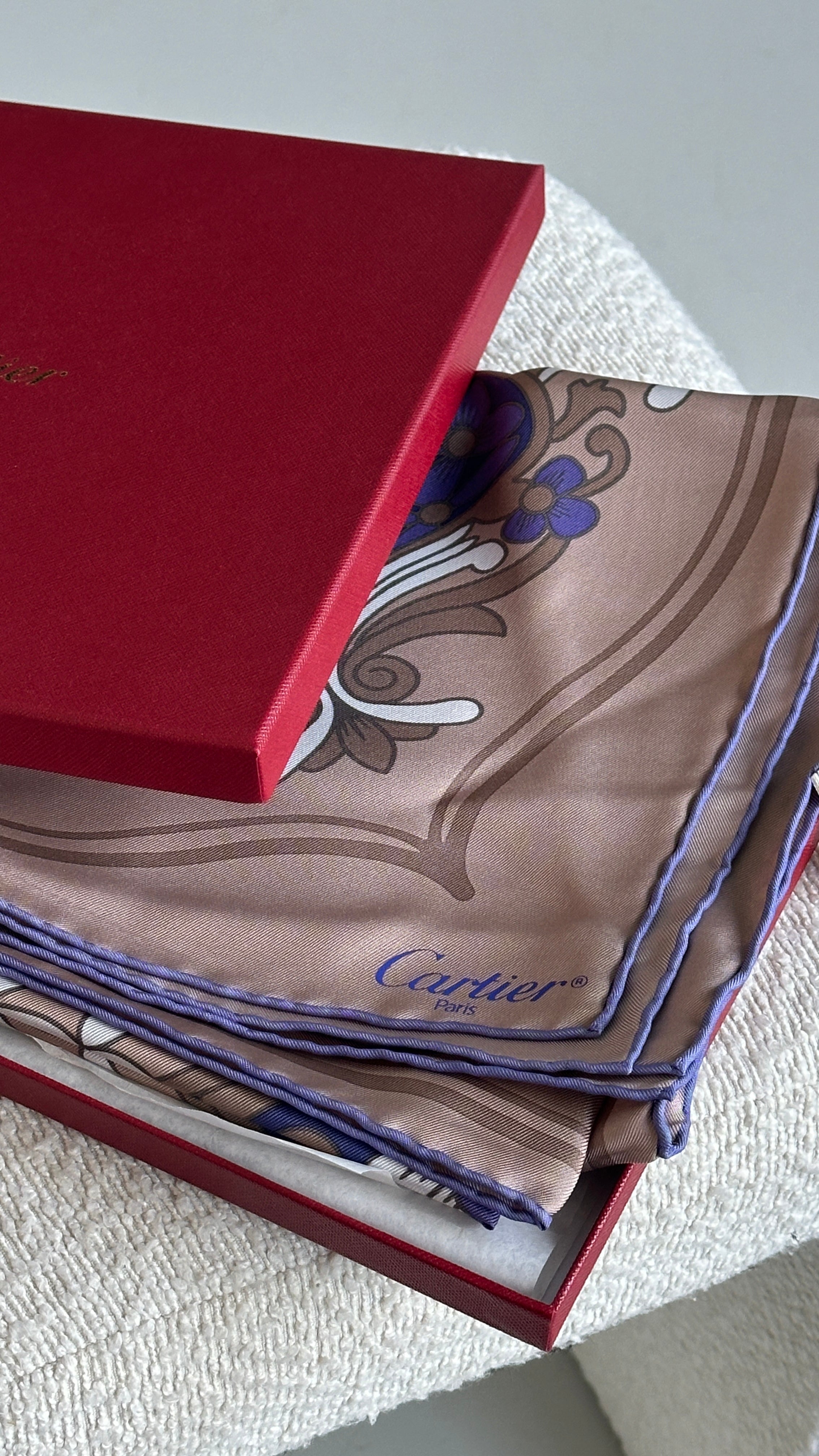 CARTIER SCARF IN PURPLE