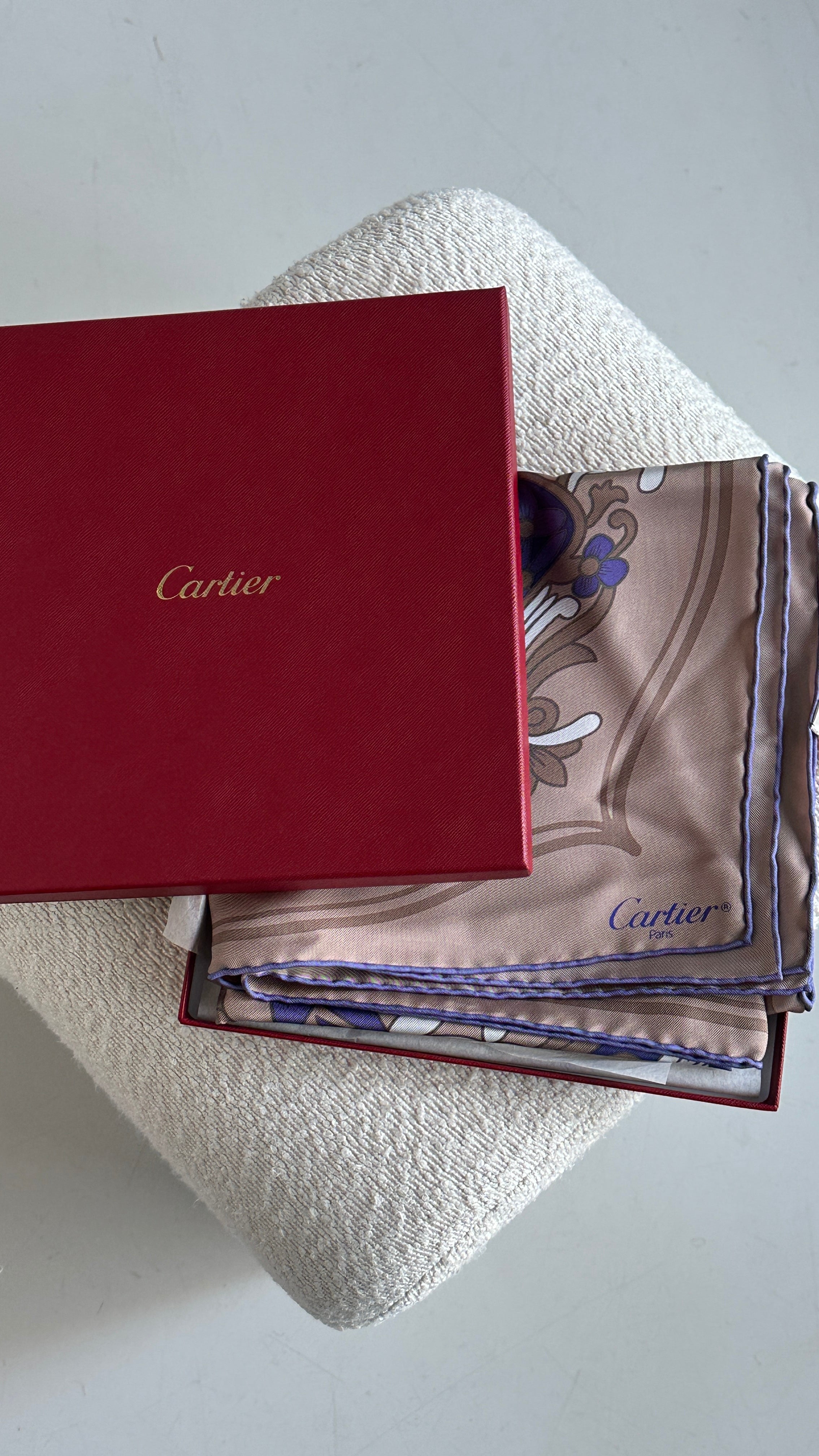 CARTIER SCARF IN PURPLE