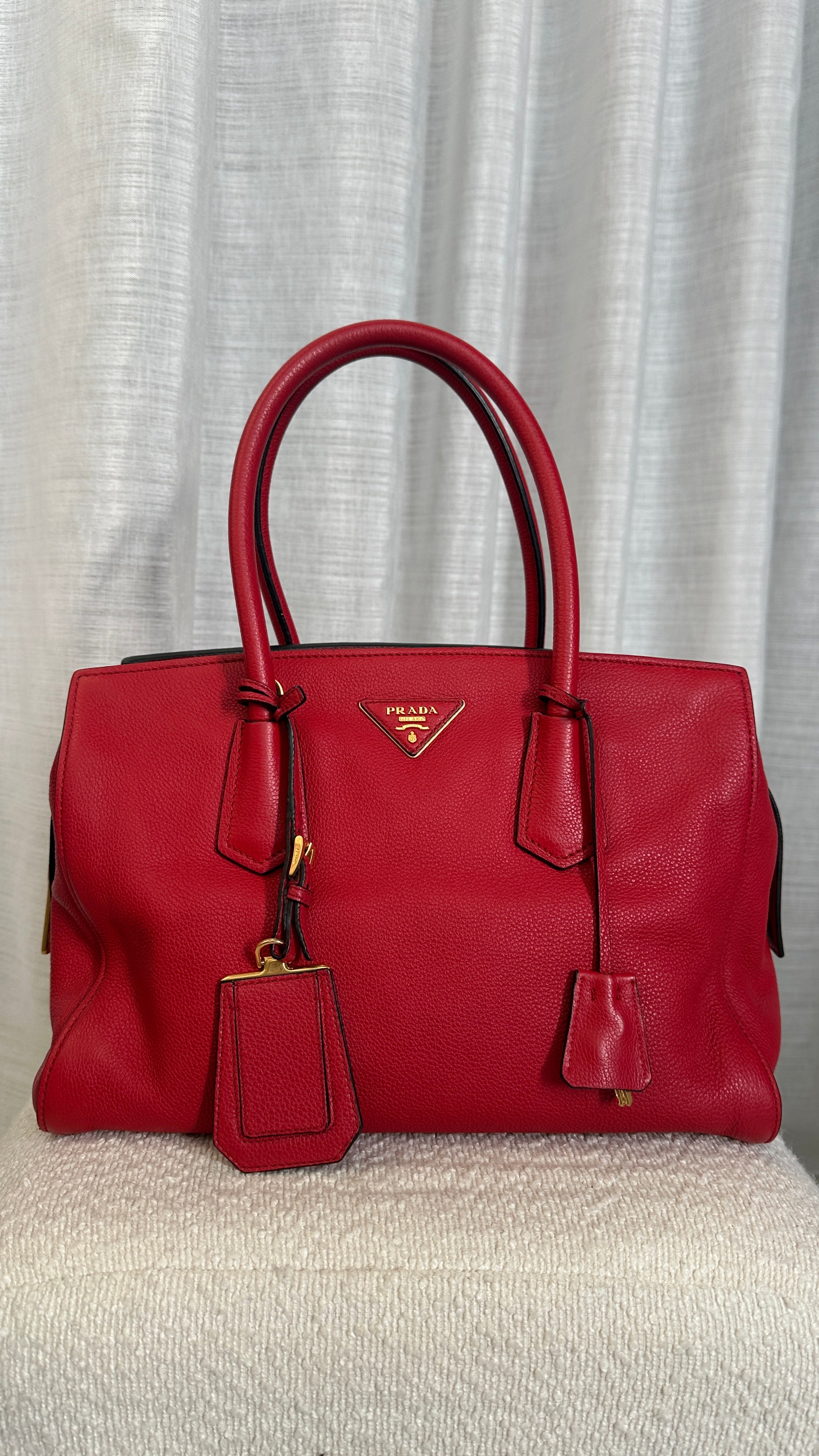 PRADA SAFFIANO VINTAGE TOTE BAG - IN RED