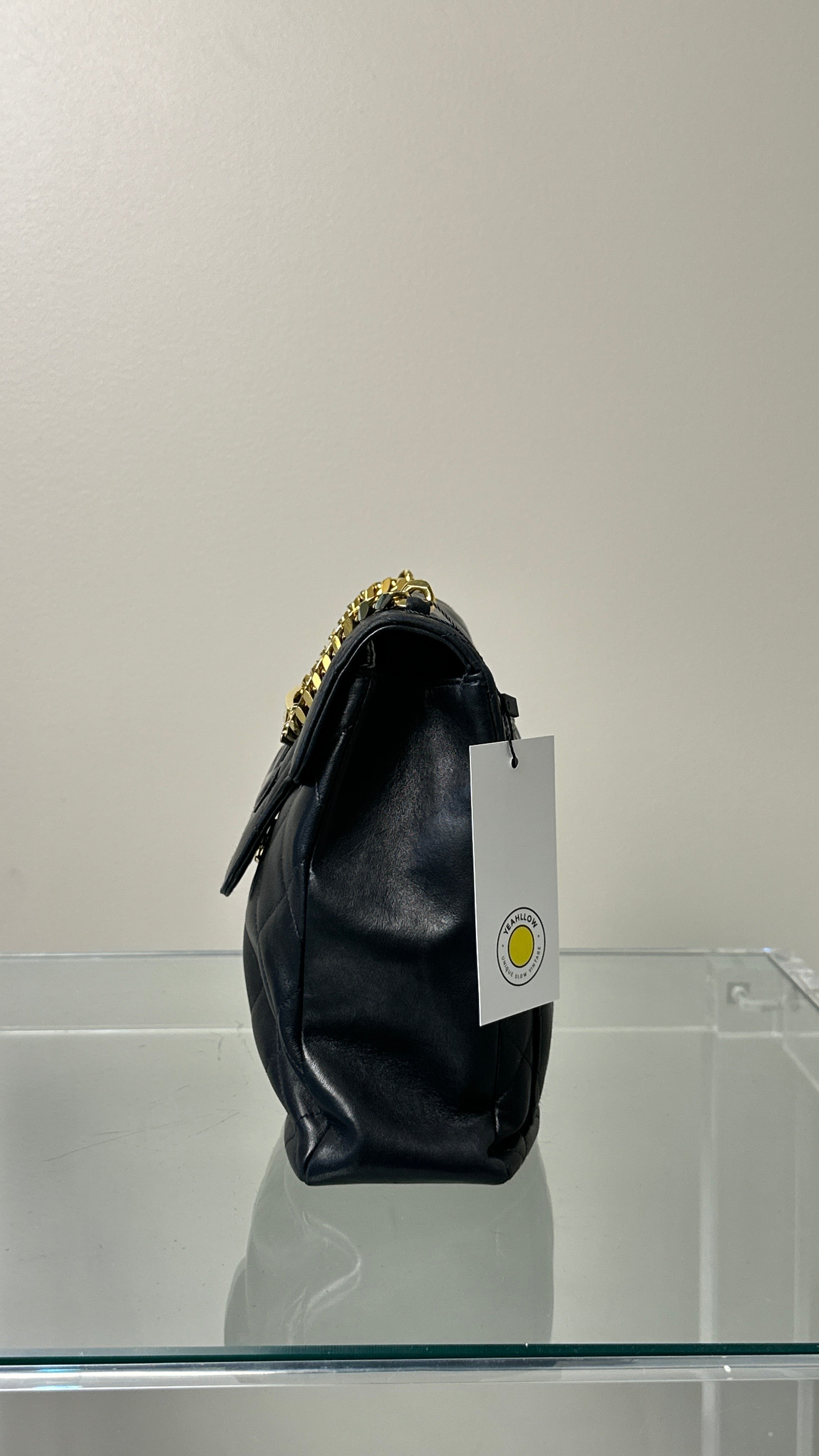 CHANEL VINTAGE 90'S WITH GOLD IN BLACK