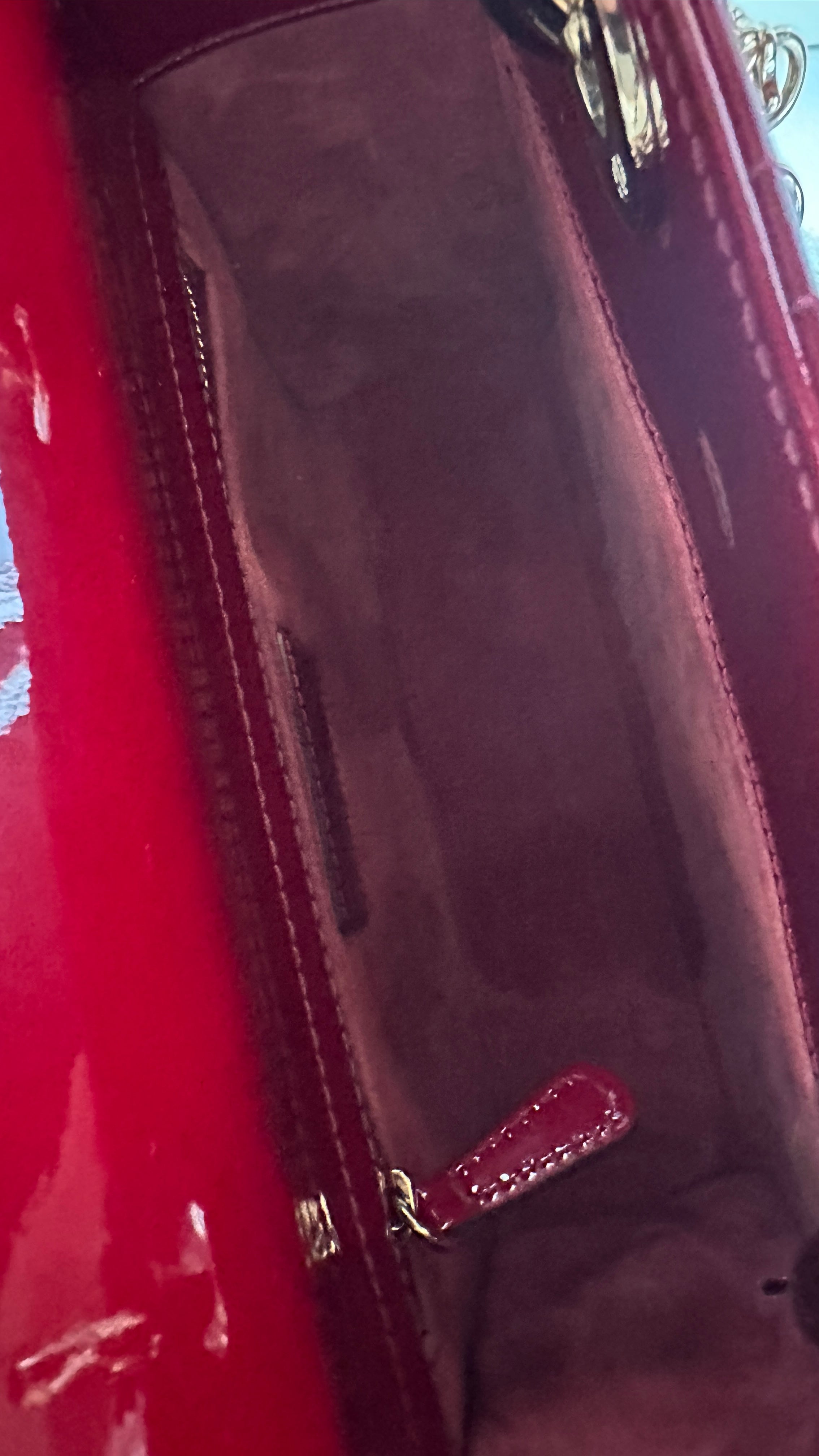 SMALL LADY DIOR PATENT LEATHER IN RED