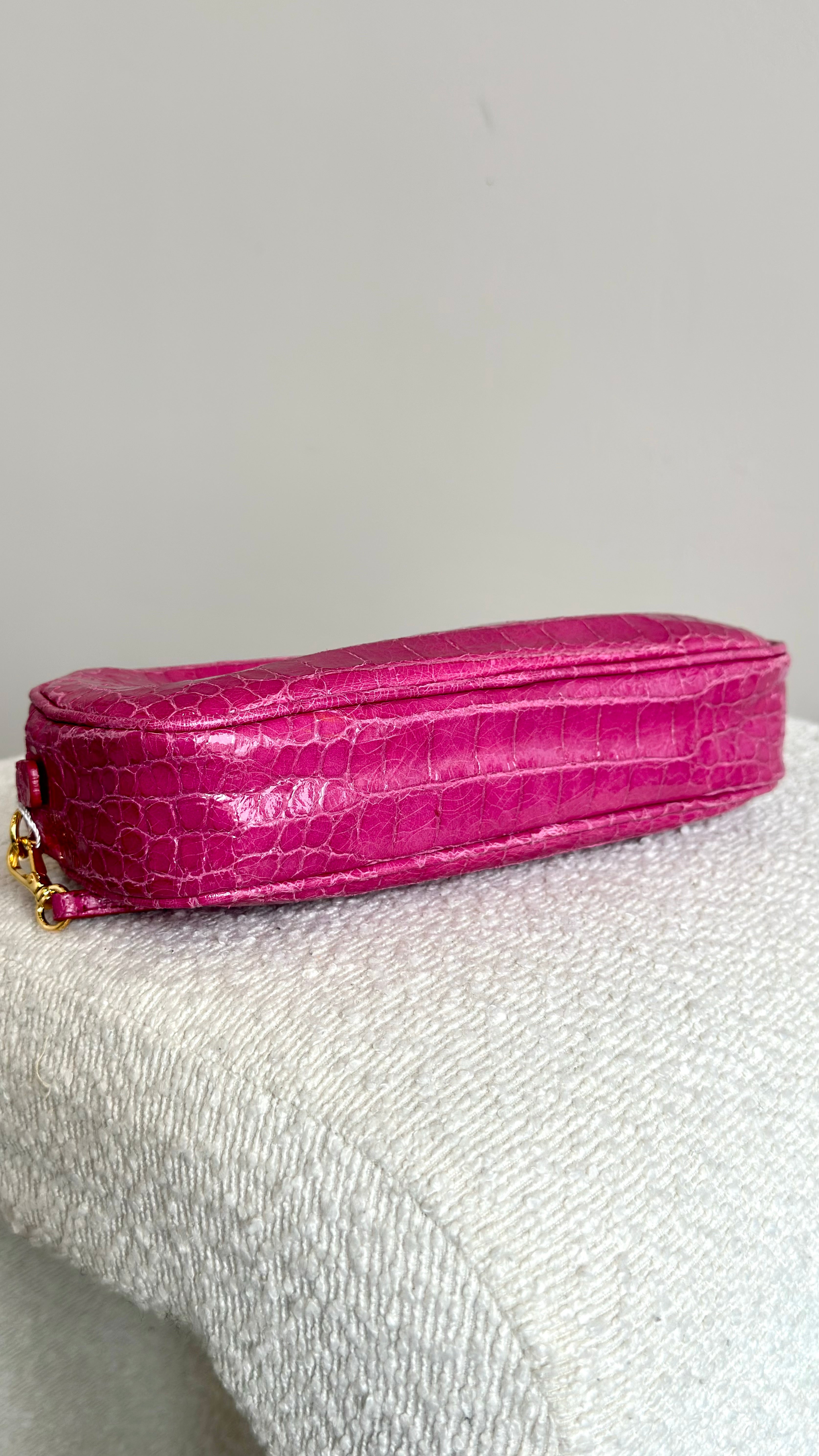 MIU MIU CROC EMBOSSED PATENT CROSSBODY IN PINK