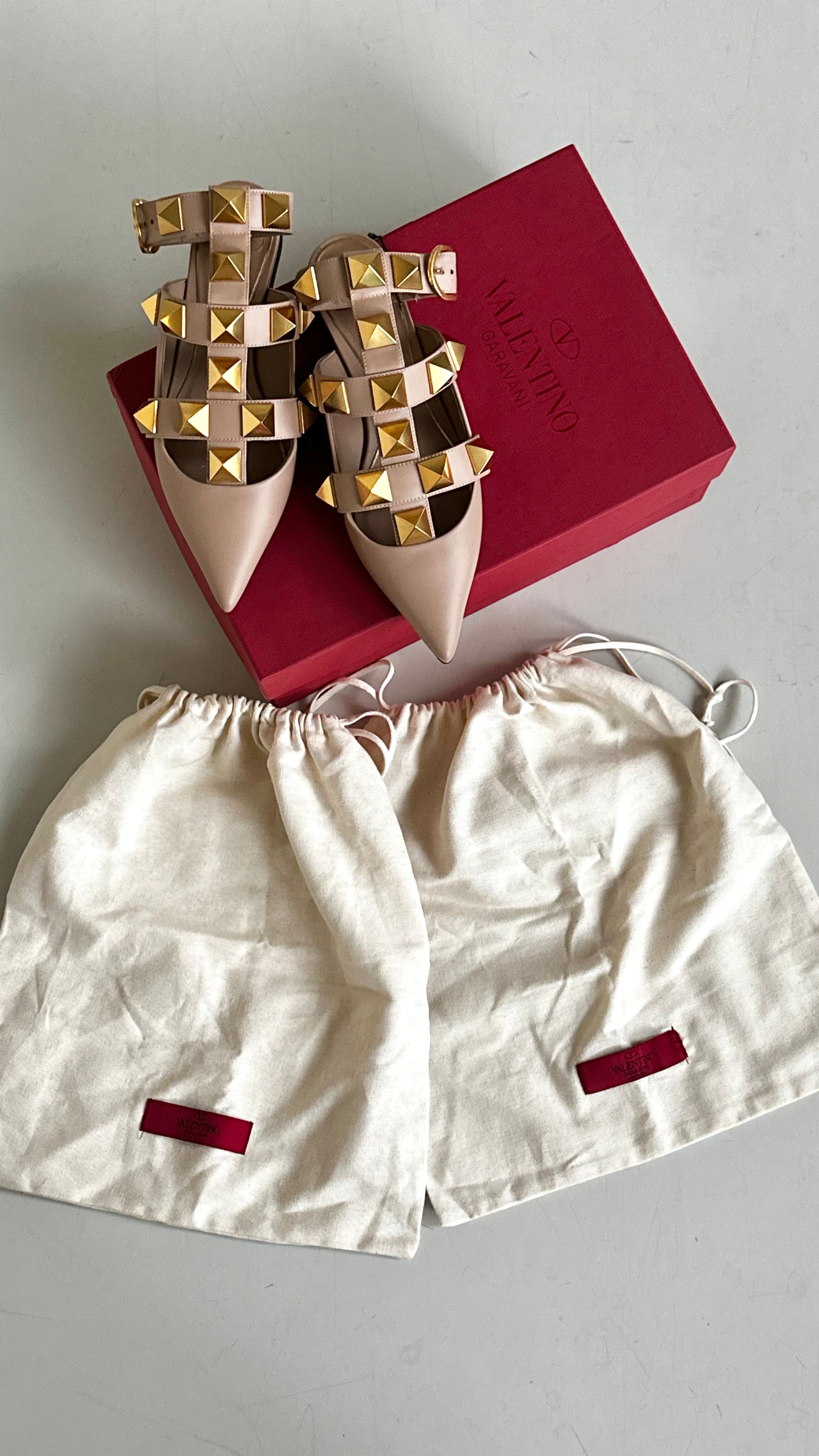 VALENTINO GARAVANI ROMAN STUD BALLERINA SHOES IN PINK -SIZE 35