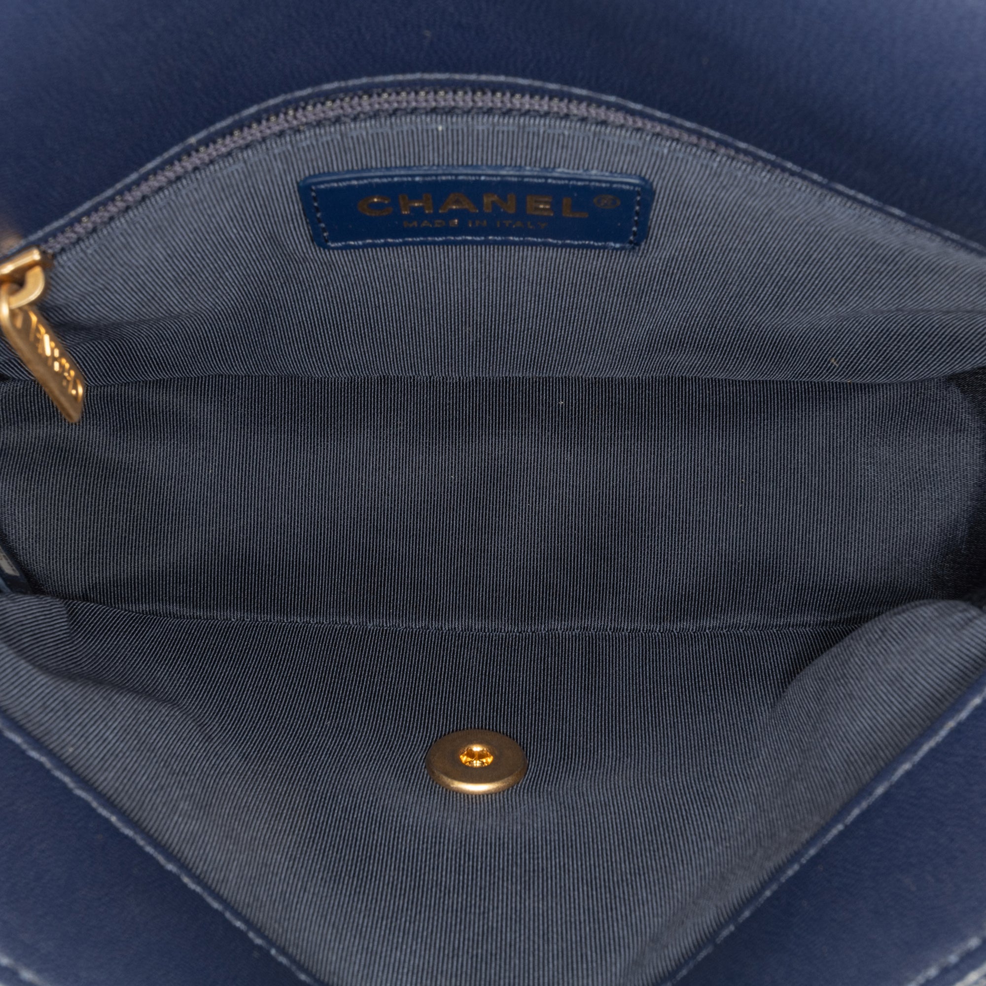 Chanel Lambskin CC Coin Flap In Navy