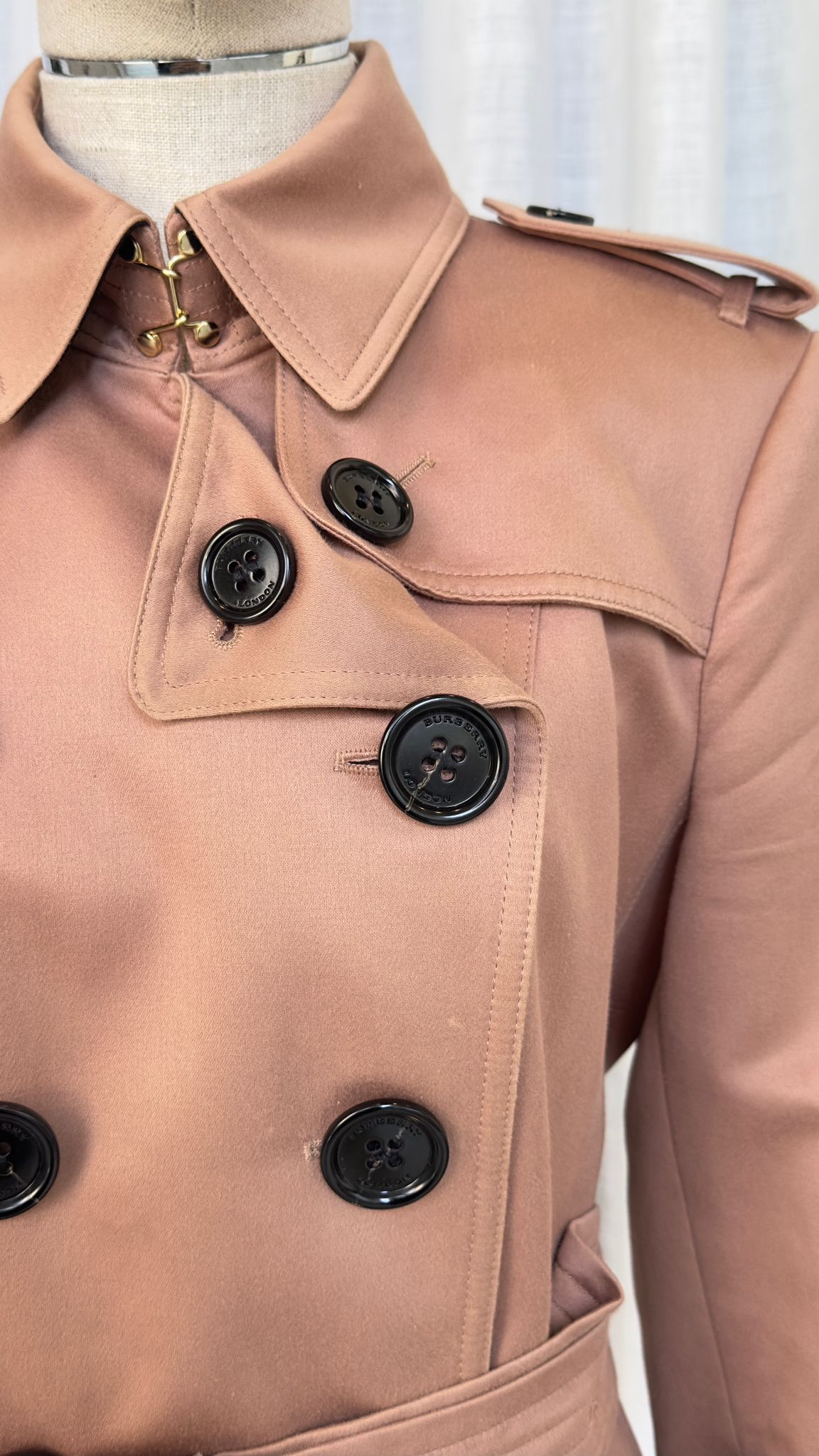 BURBERRY TRENCH COAT IN PINK
