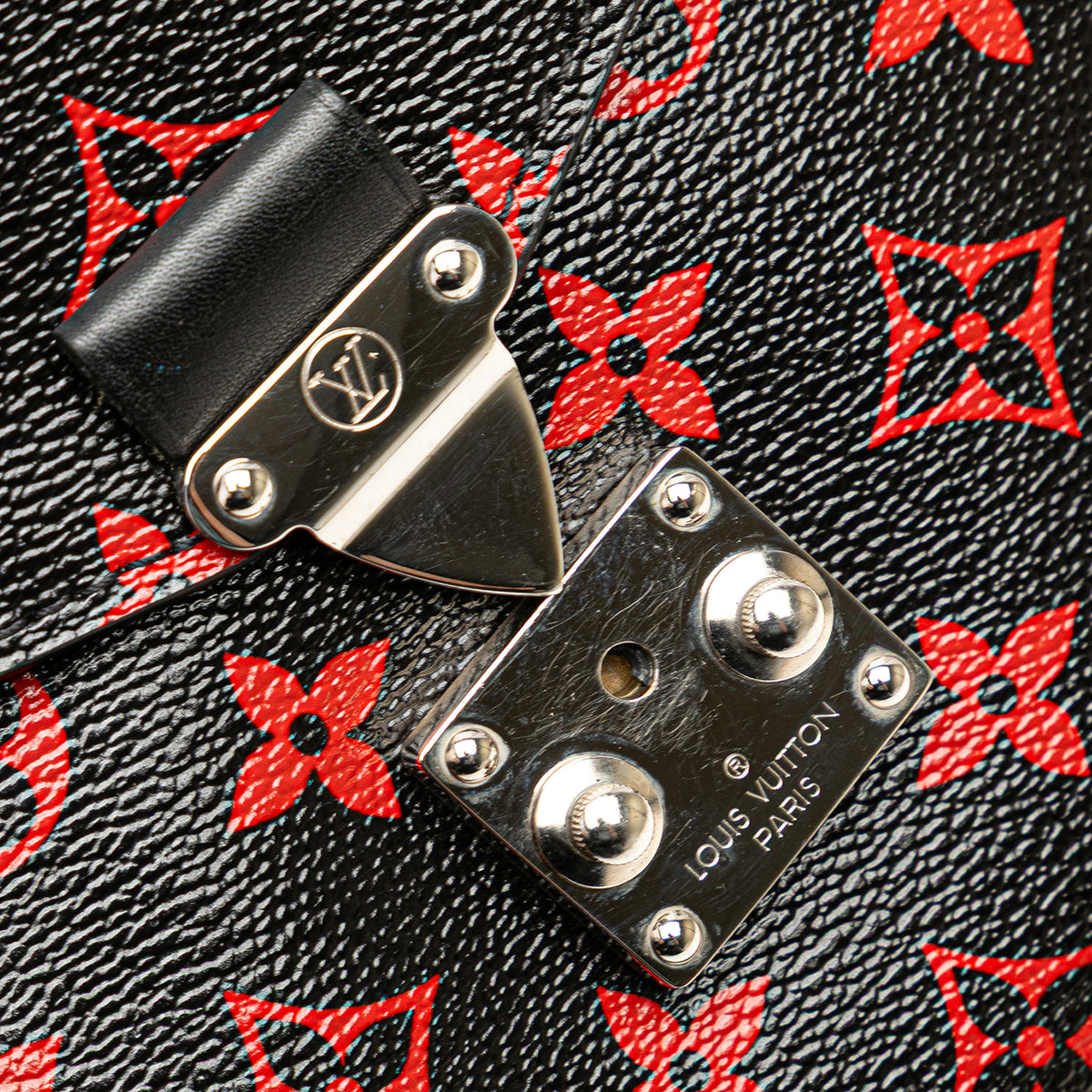 Louis Vuitton Monogram Infrarouge Pochette Metis Black