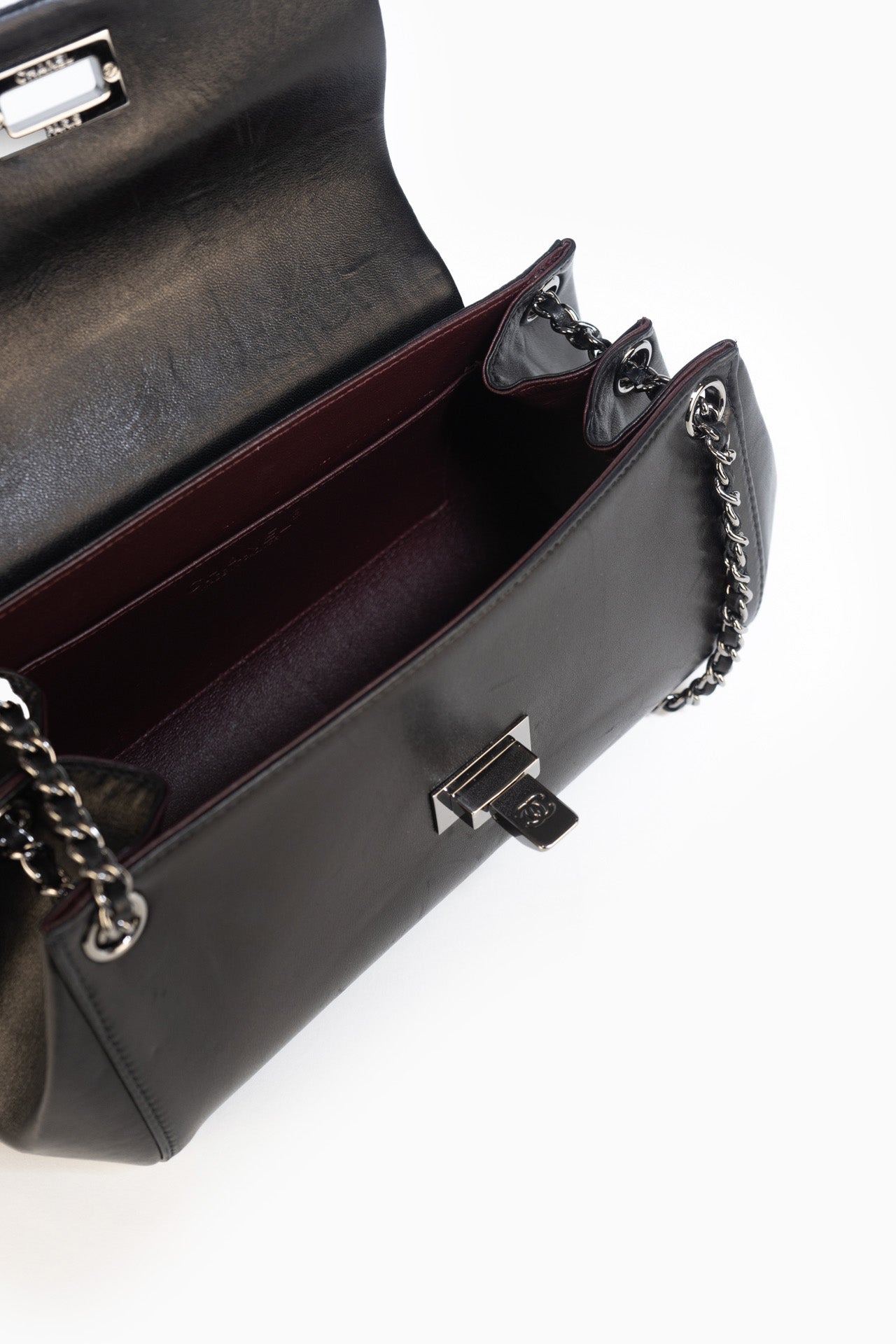 Chanel Vintage Leather Chain Soulder Bag in Black