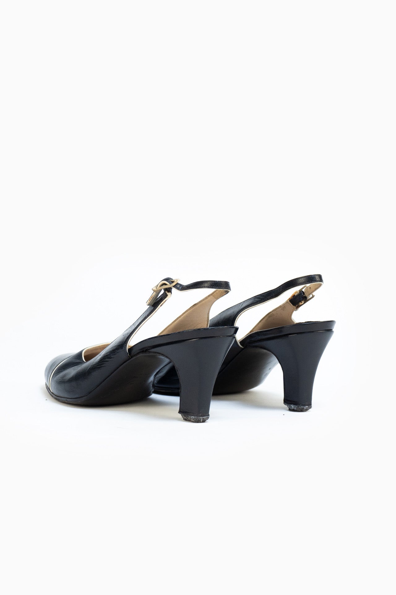 Chanel Vintage Heels In Navy - Size 38