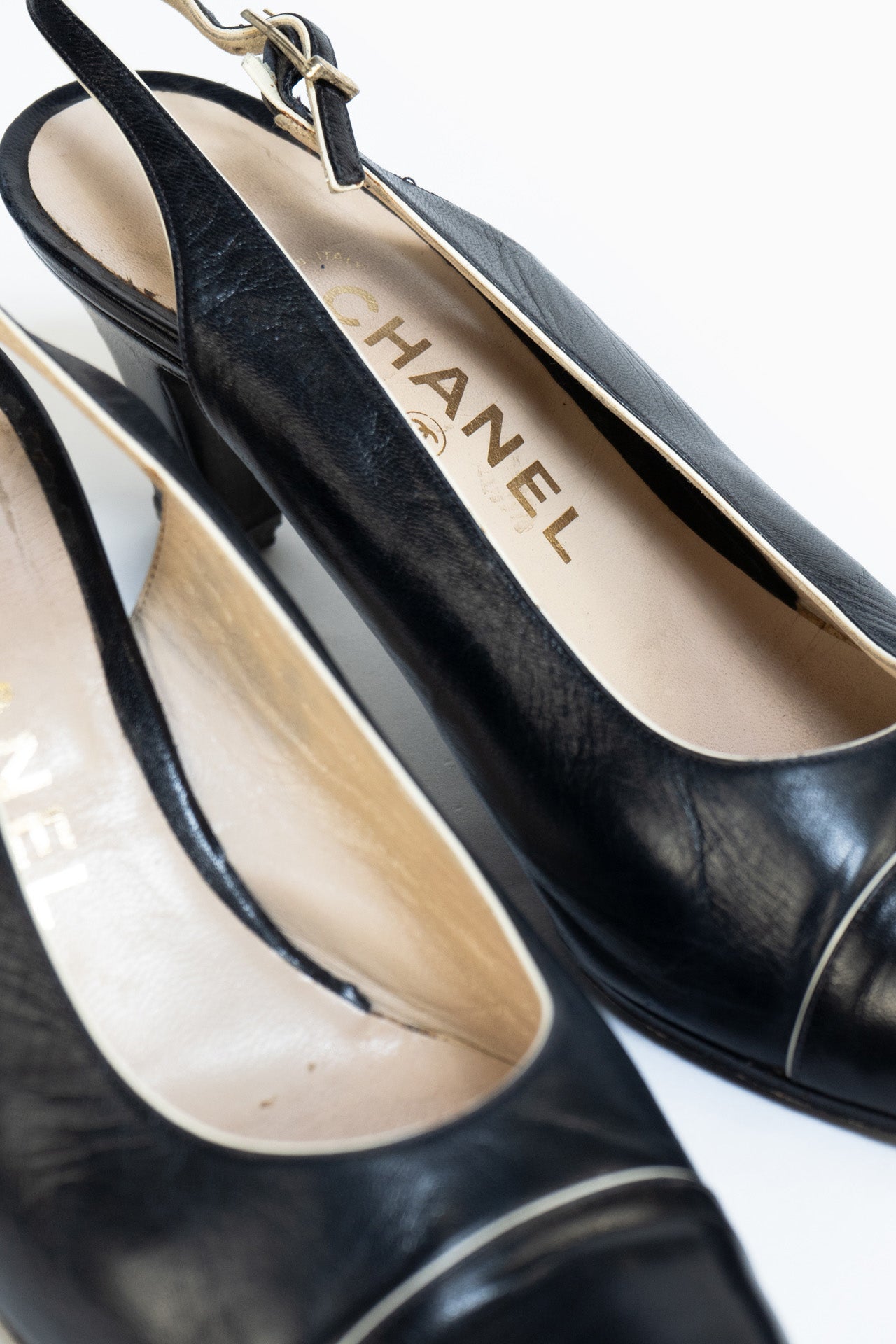 Chanel Vintage Heels In Navy - Size 38