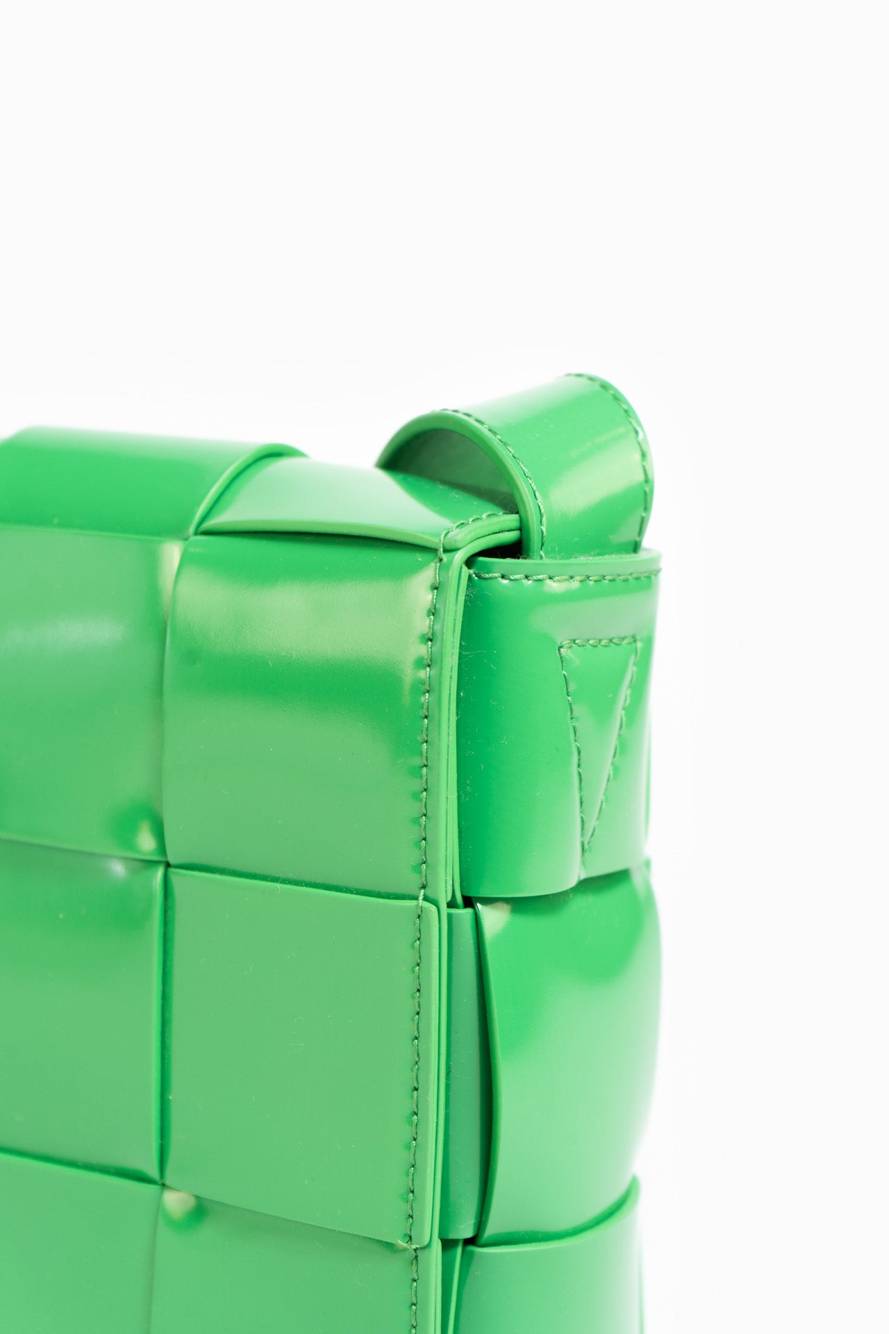 Bottega Veneta Cassete Bag In Green