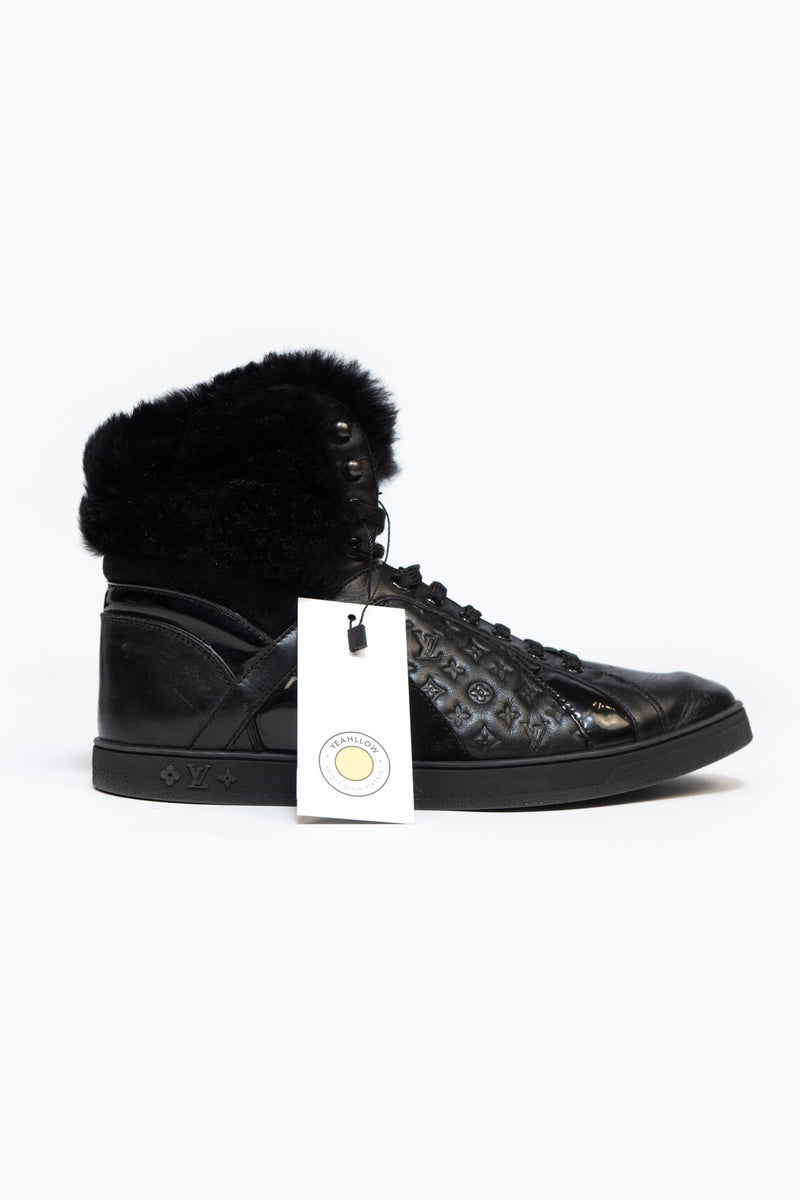 Louis Vuitton Fur Boots In Black- Size 39
