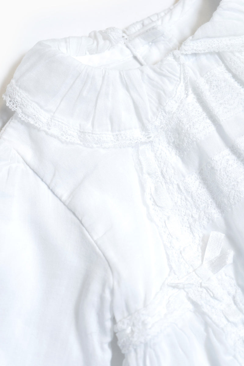 Baby Dior Babygrow In White With Lace