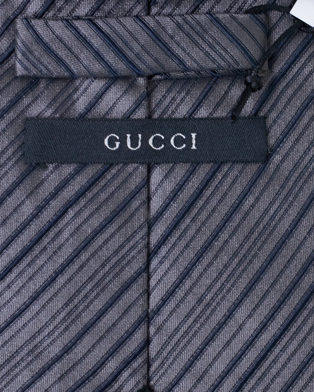 Cravate grise rayée Gucci 