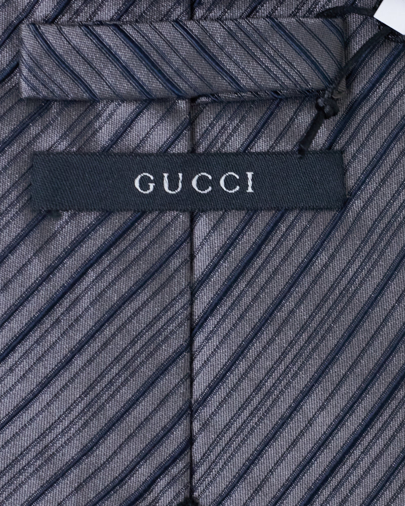 Gravata cinza listrada Gucci 