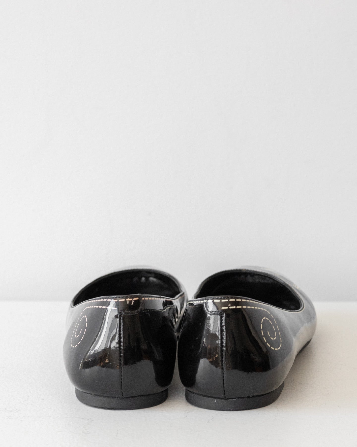 Sapatilhas Marc by Marc Jacobs Black Mouse Ballet em vinil - tamanho 38