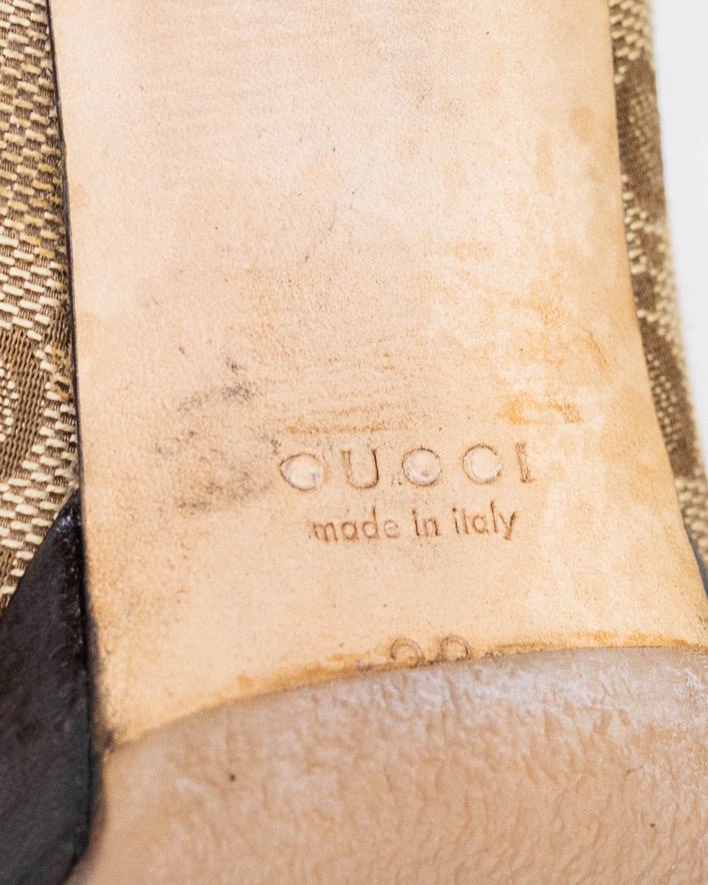 Salto monograma Gucci bico aberto Horse-bit com dust bag - tamanho 38
