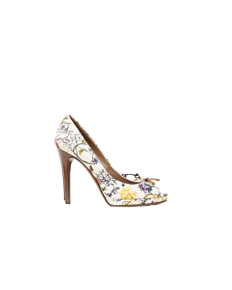 Gucci Floral Printed Leather Pumps- size 37 with box