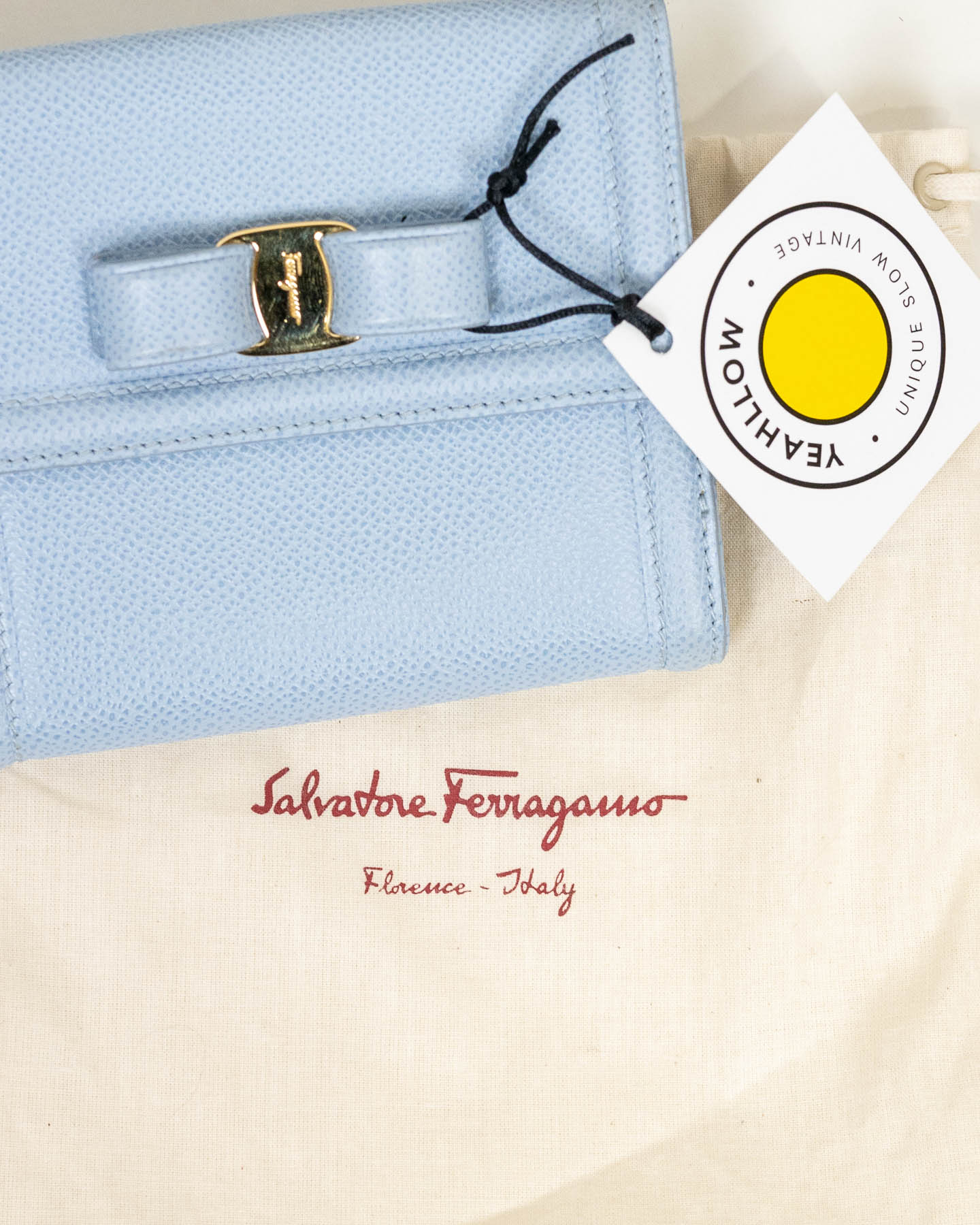 Portefeuille en cuir bleu bébé Salvatore Ferragamo - avec dustbag