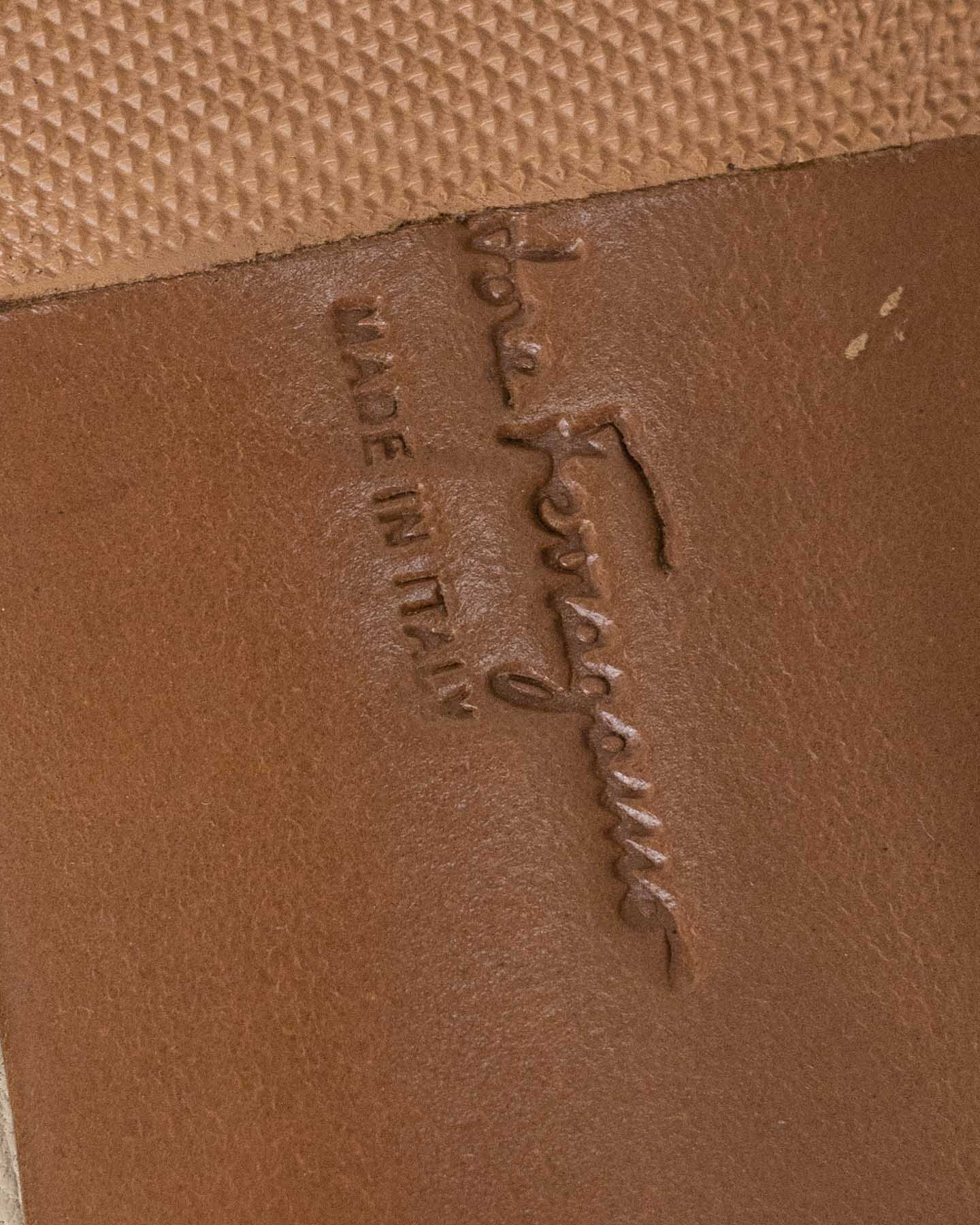 Salvatore Ferragamo White Leather Sandals - size 39
